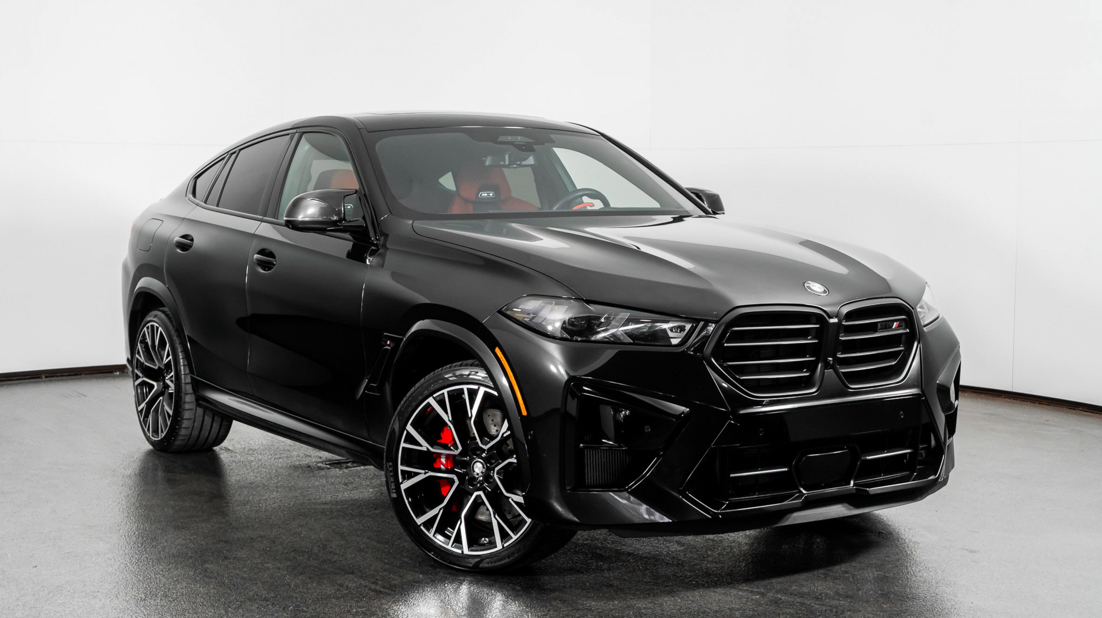 2025 BMW X6 M Base's photo