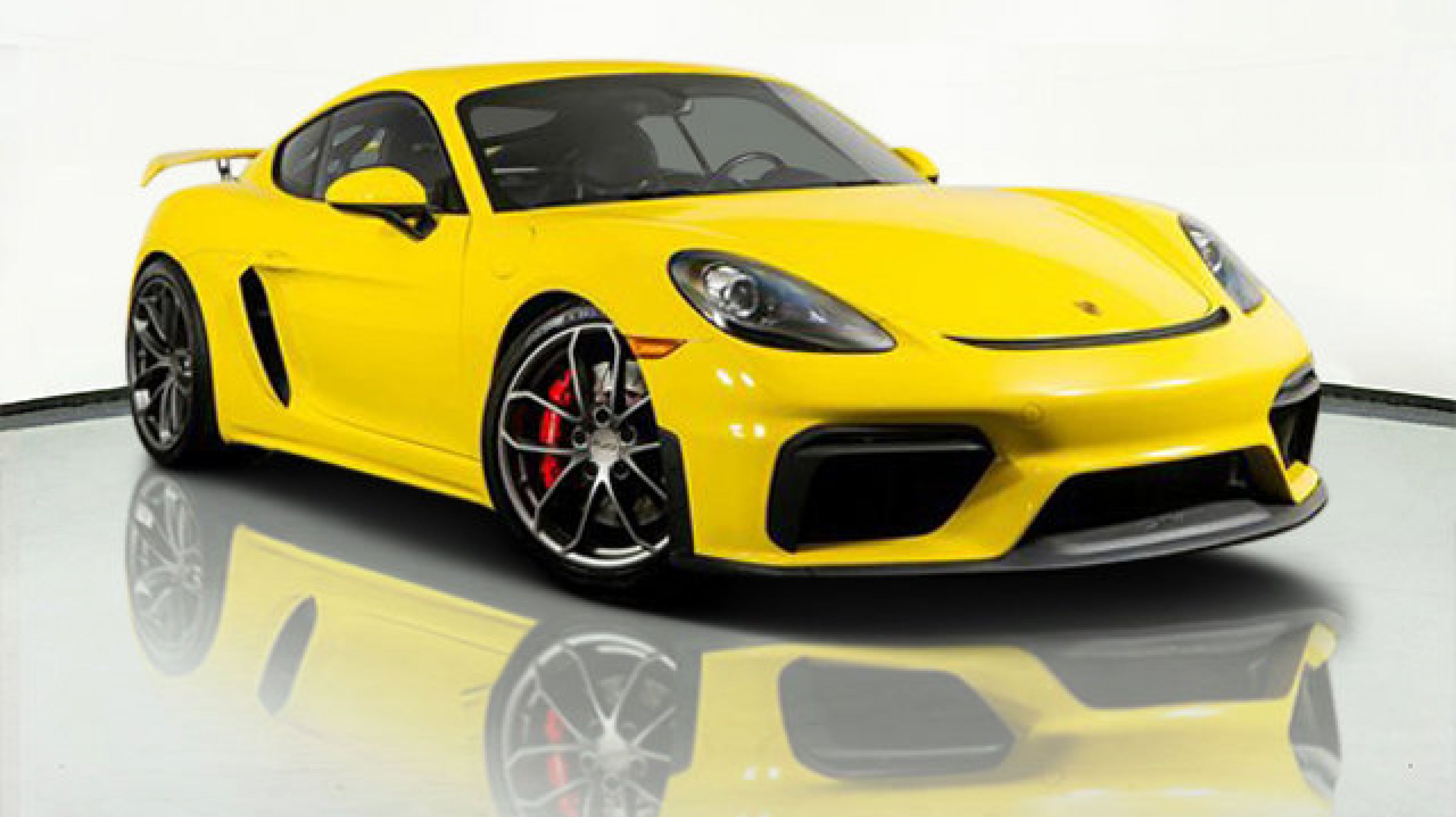 2020 Porsche 718 GT4