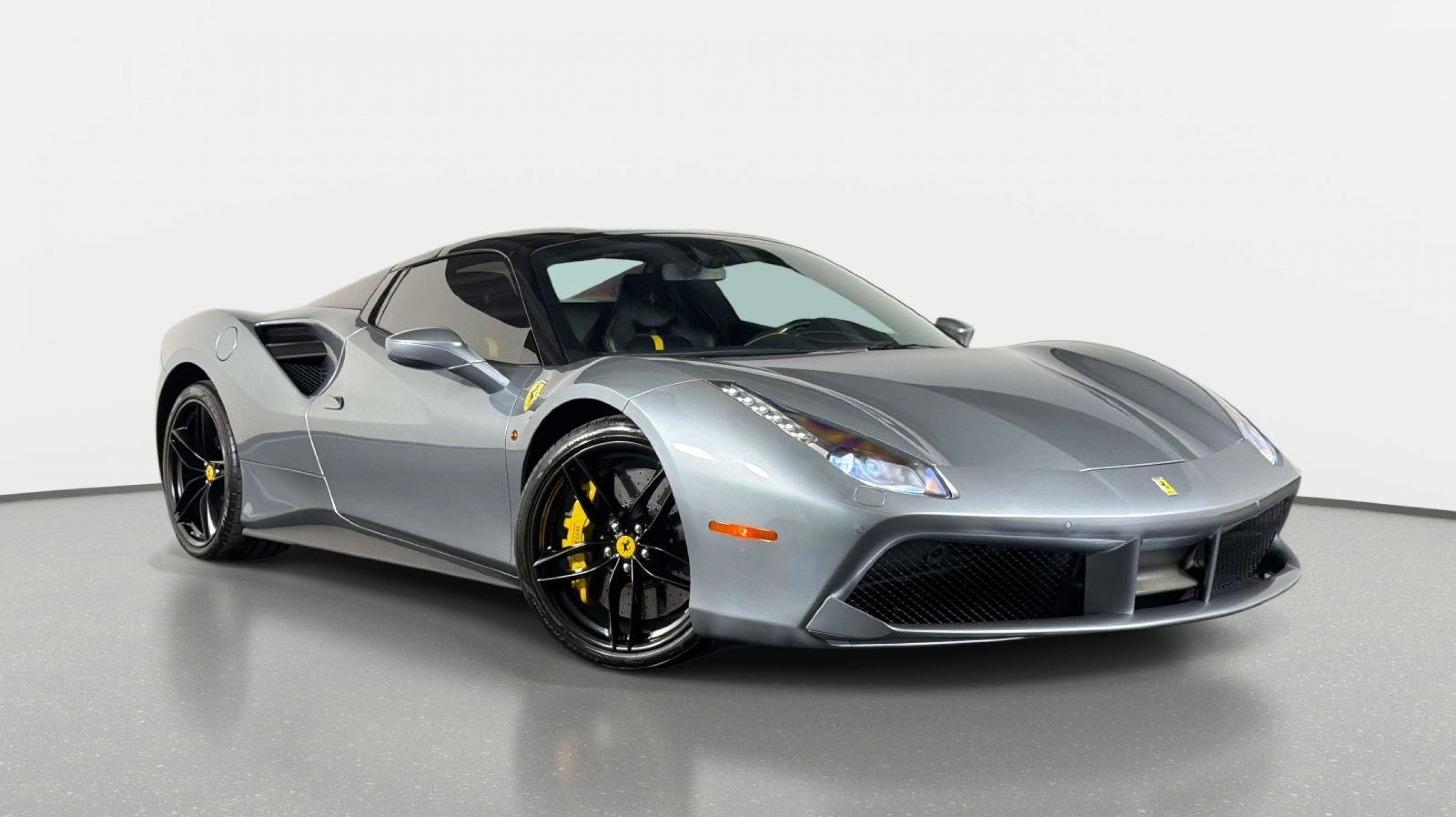 2019 Ferrari 488 Spider Base