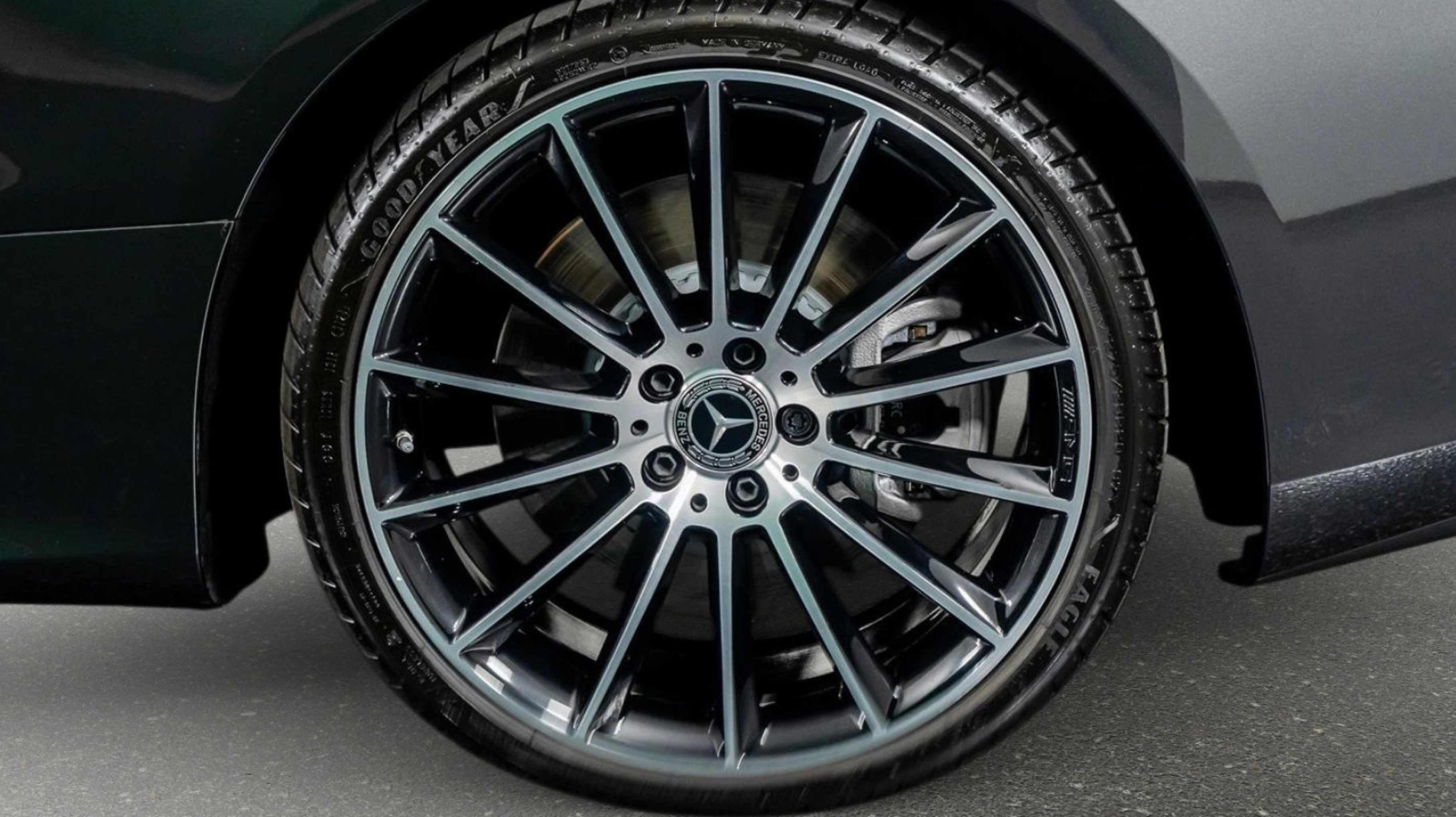 2023 Mercedes-Benz E-Class E450 - Photo 19