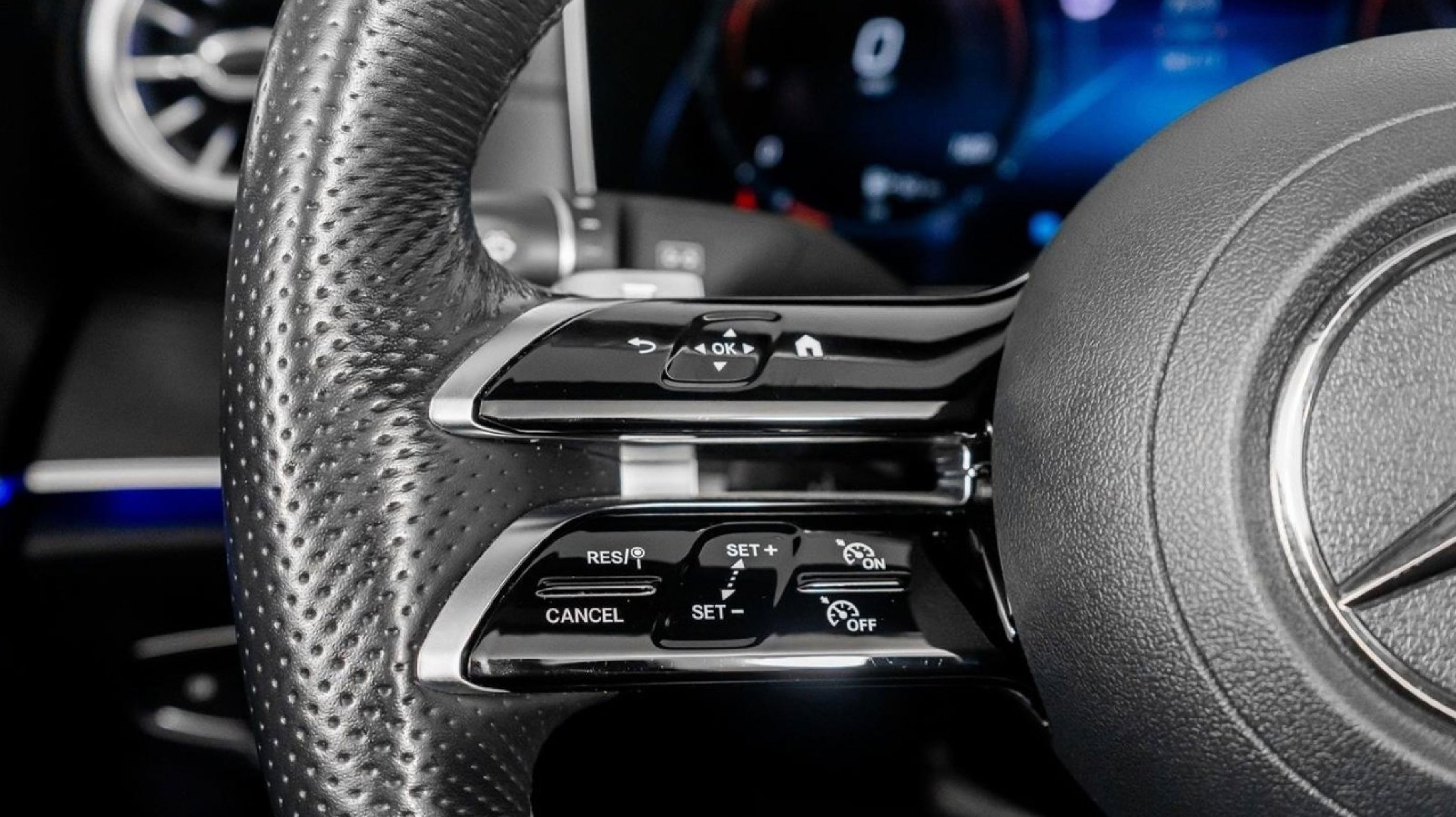 2023 Mercedes-Benz E-Class E450 - Photo 42