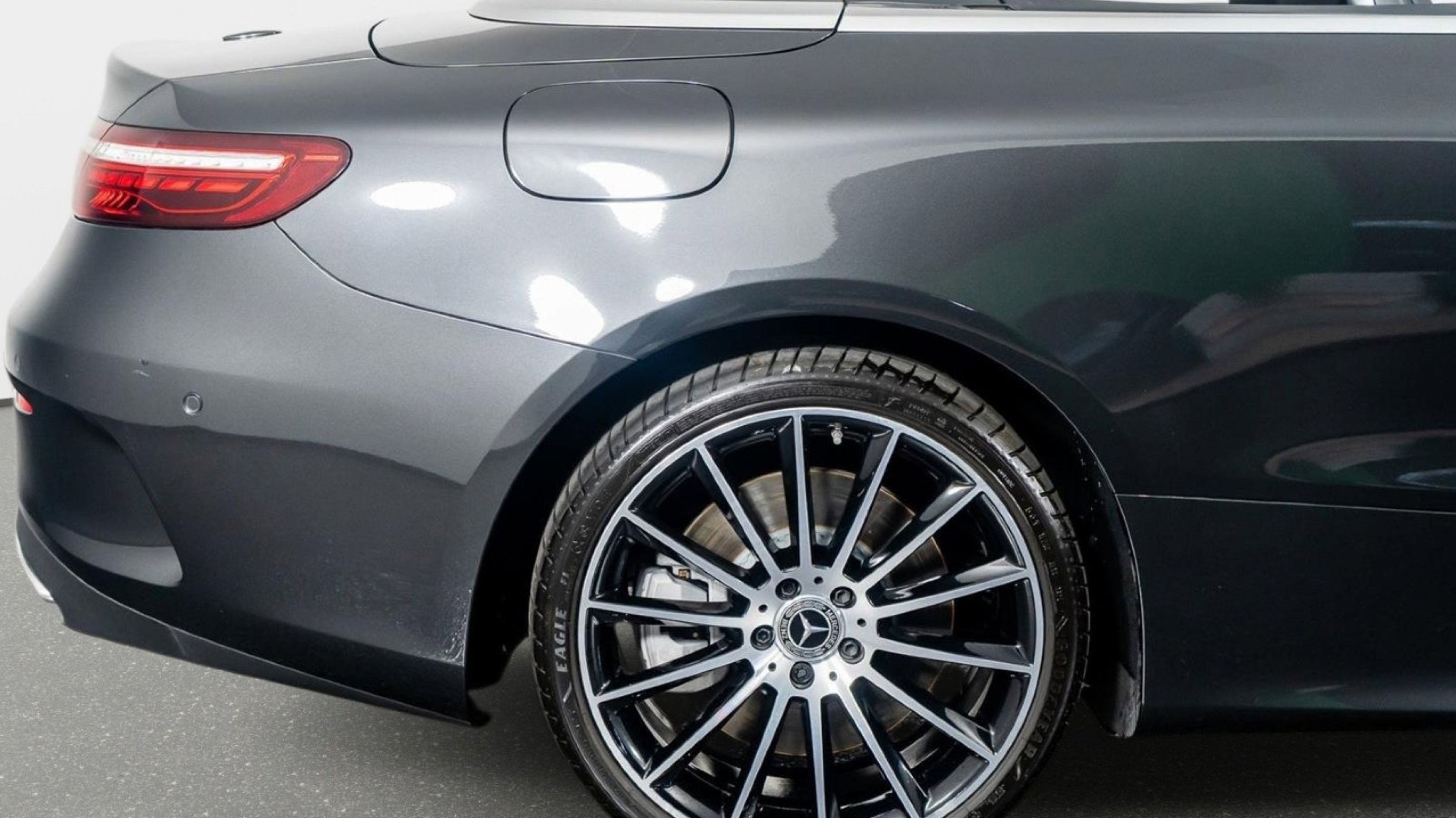 2023 Mercedes-Benz E-Class E450 - Photo 9