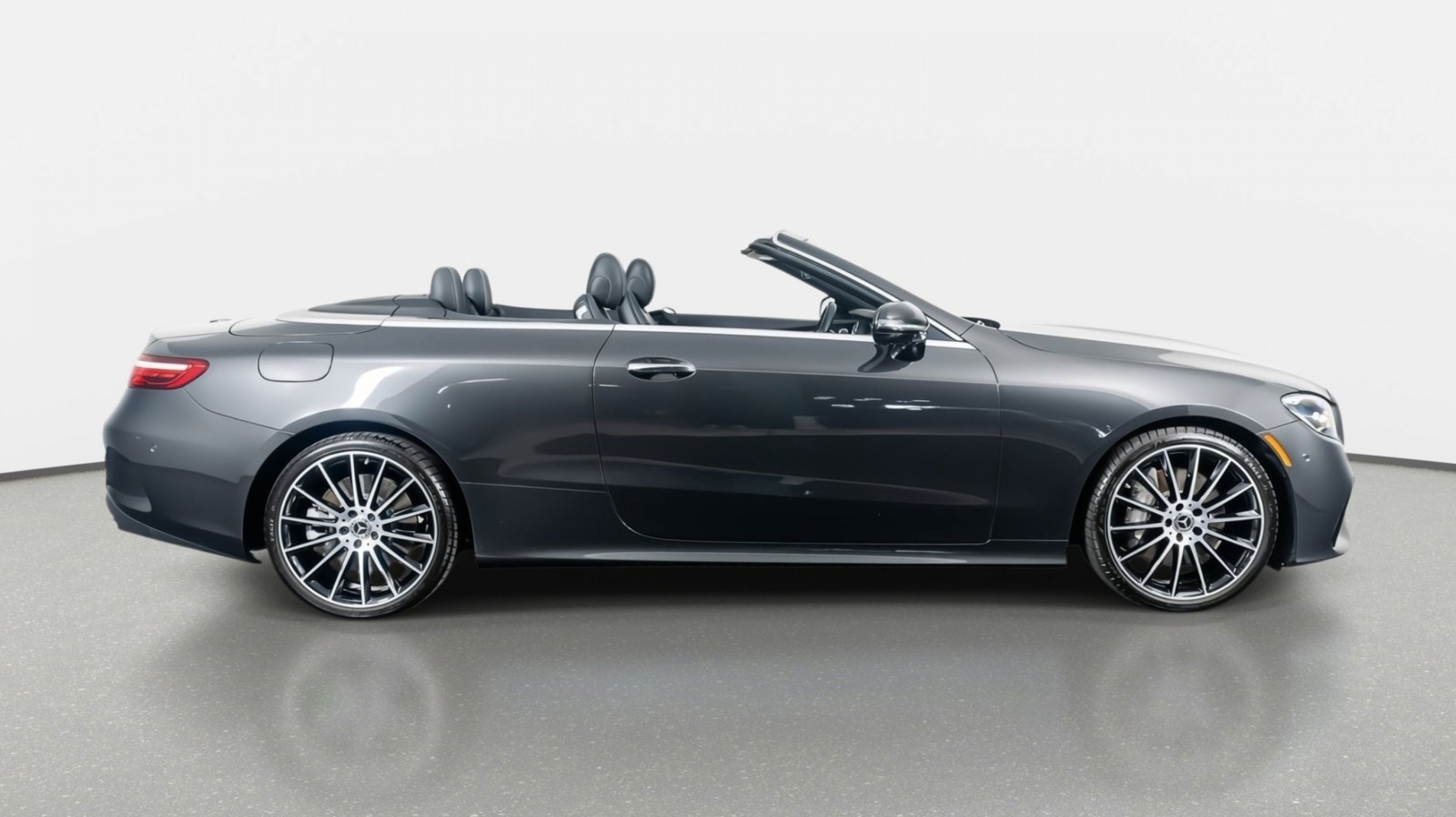 2023 Mercedes-Benz E-Class E450 - Photo 6