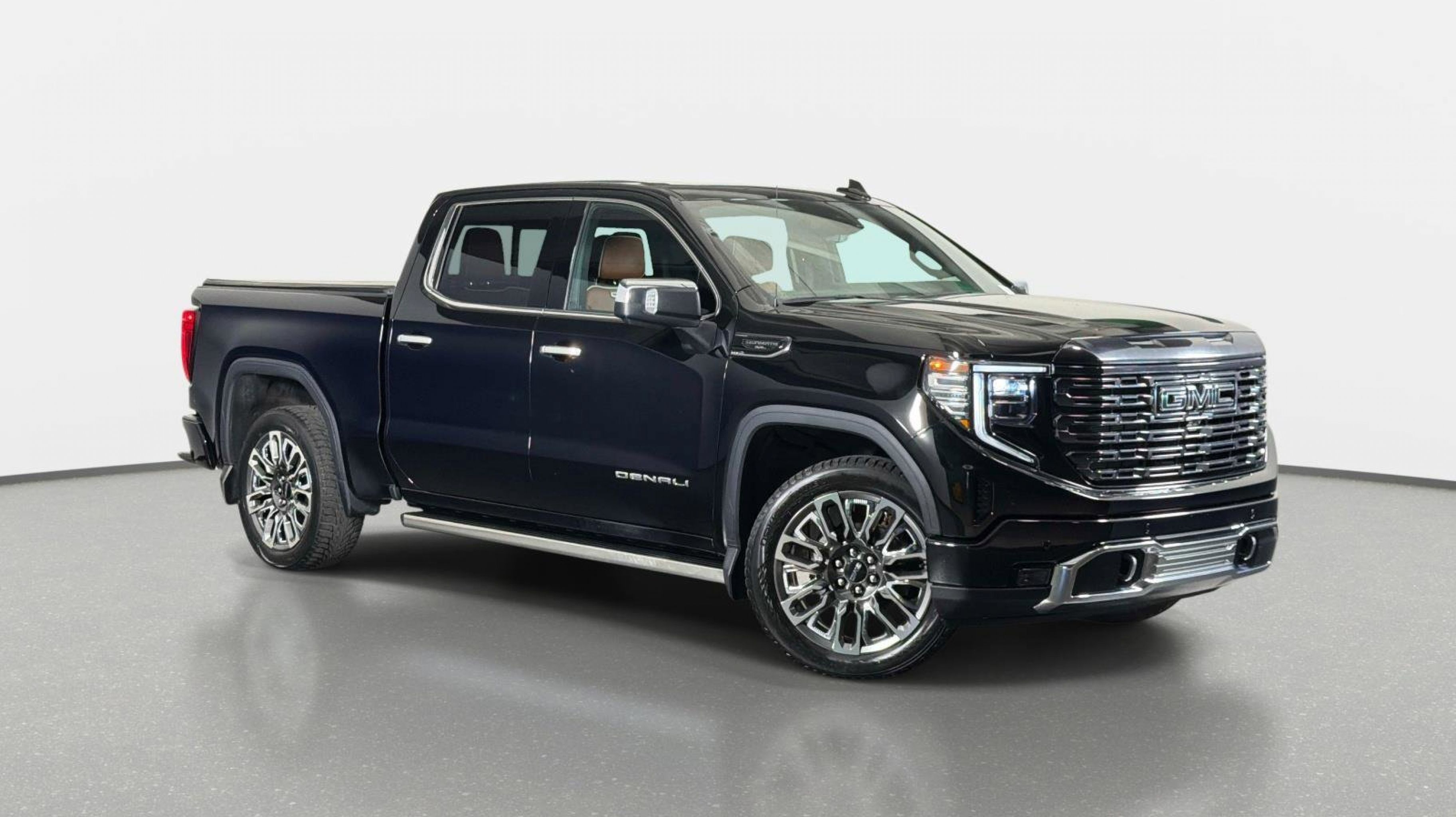 2024 GMC Sierra Denali Ultimate 4WD Crew Cab Short Box's photo