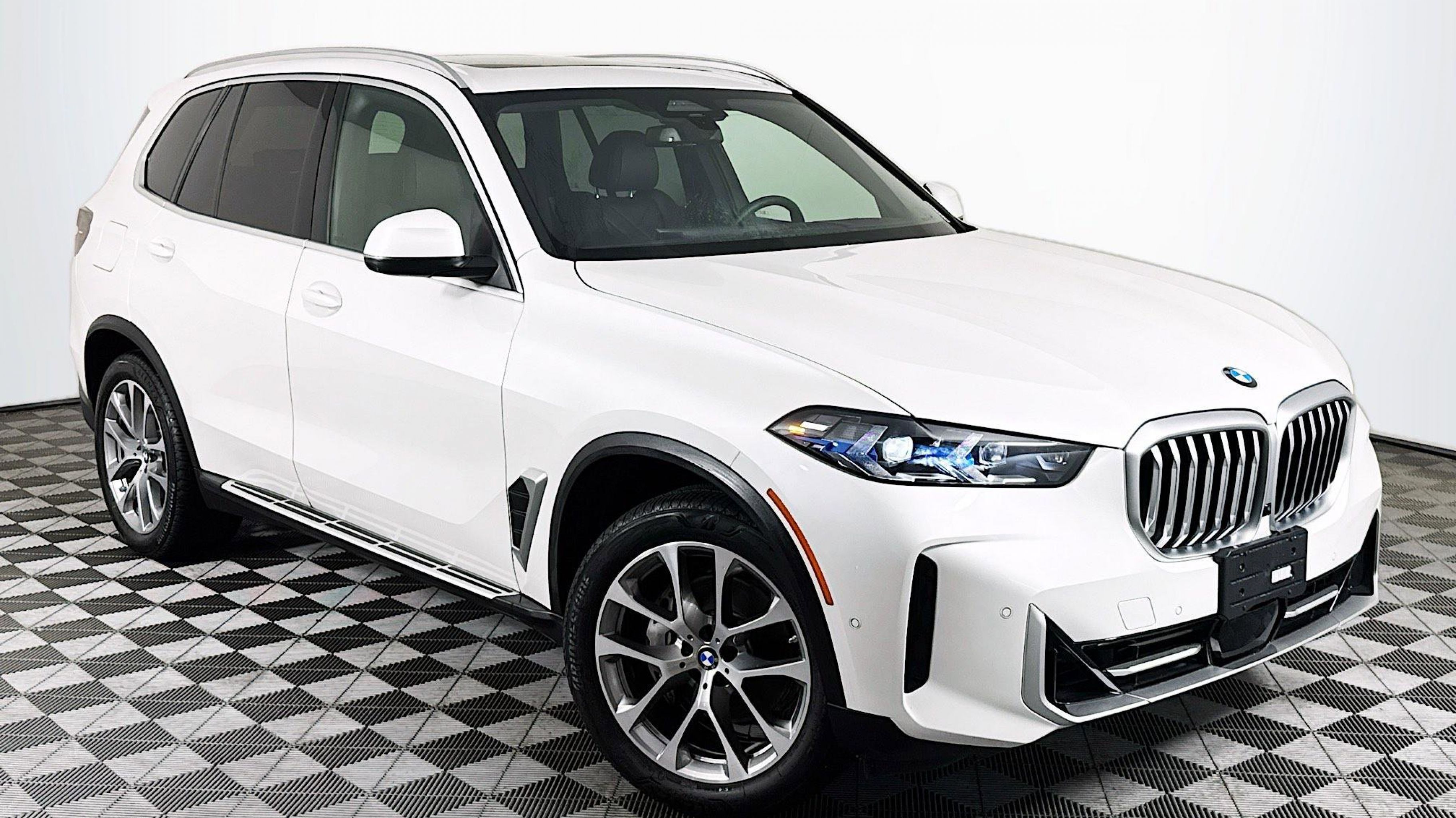 2026 BMW X5 sDrive40i's photo