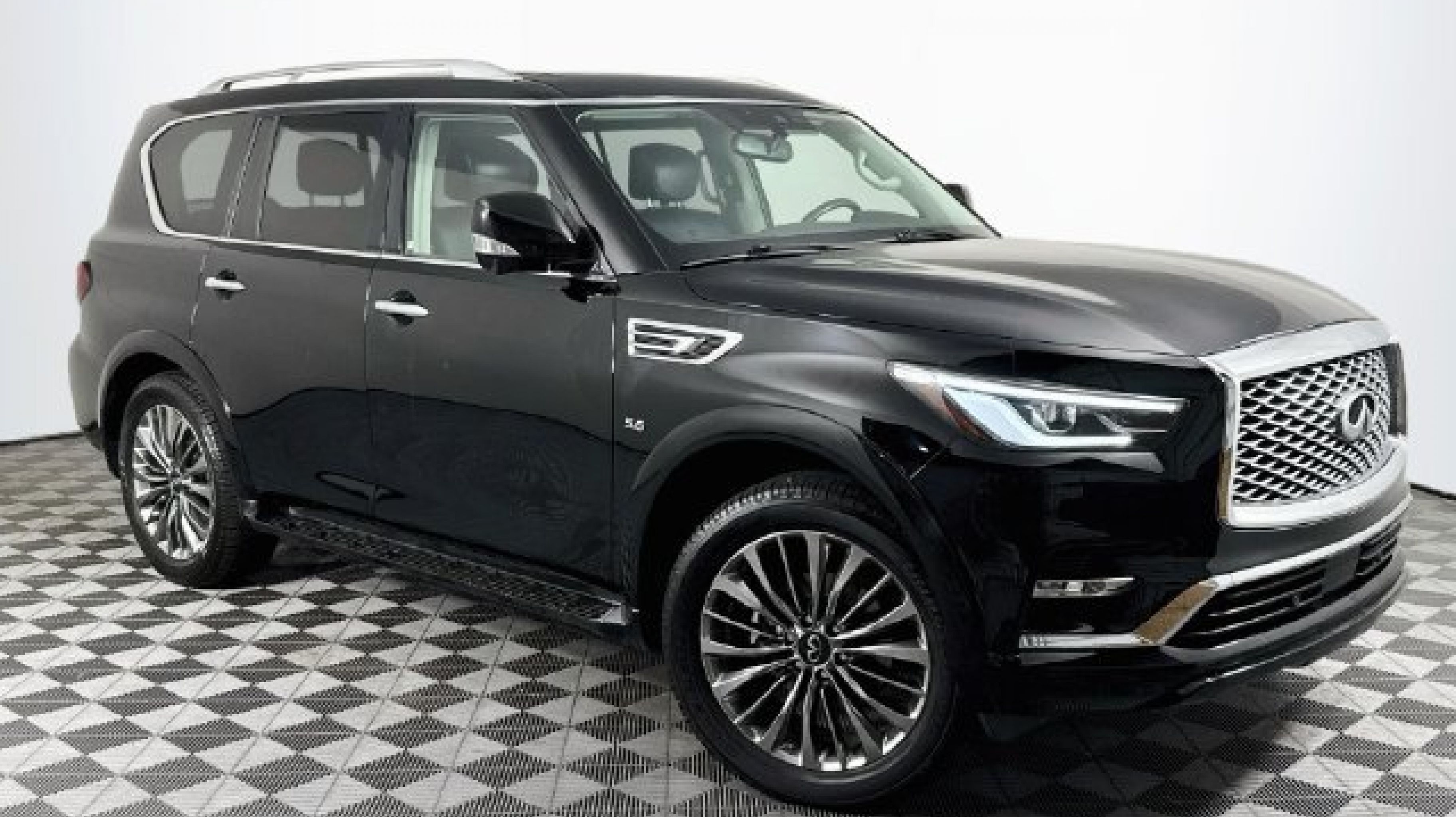 2018 INFINITI QX80