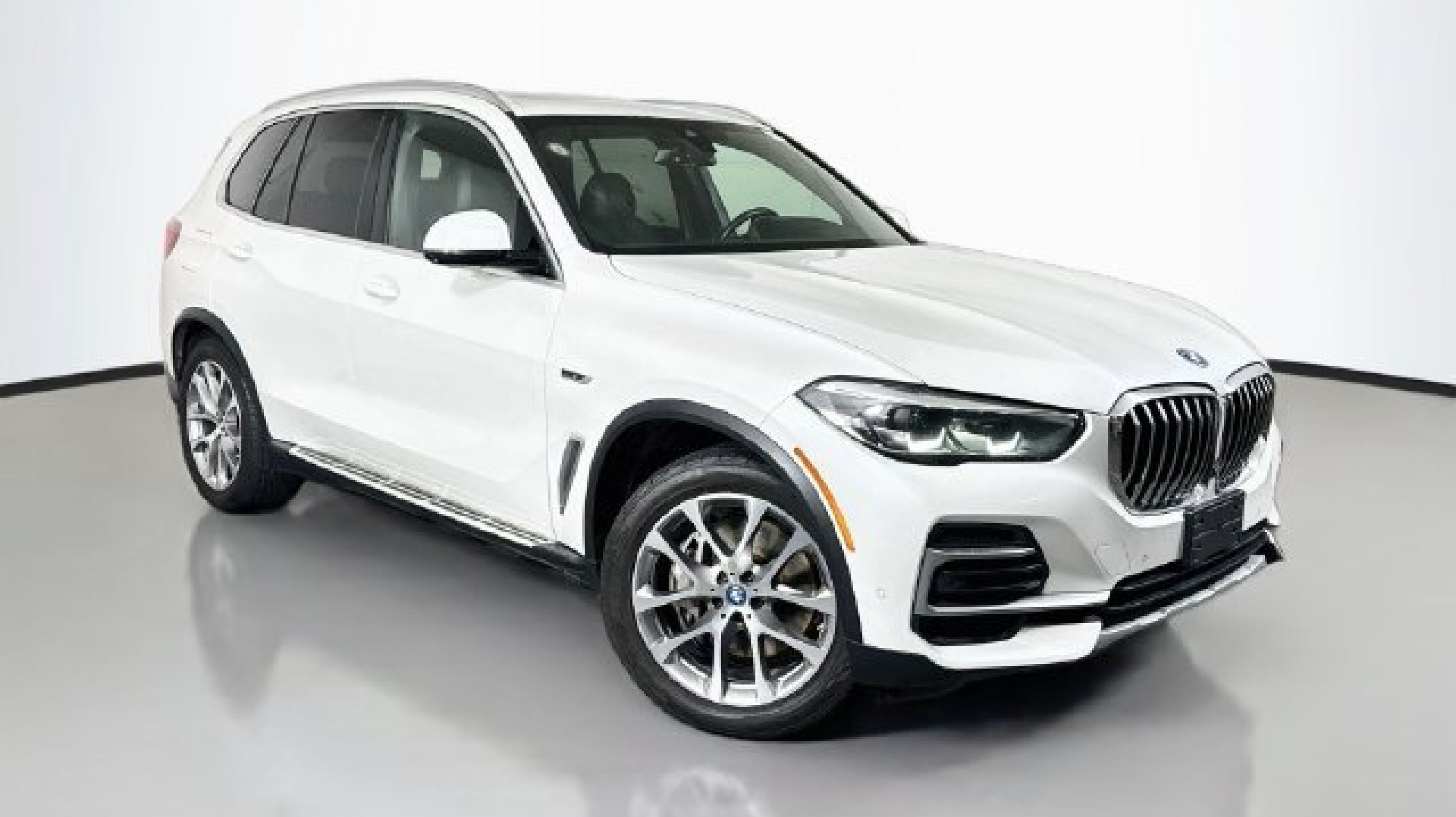 2022 BMW X5 45e