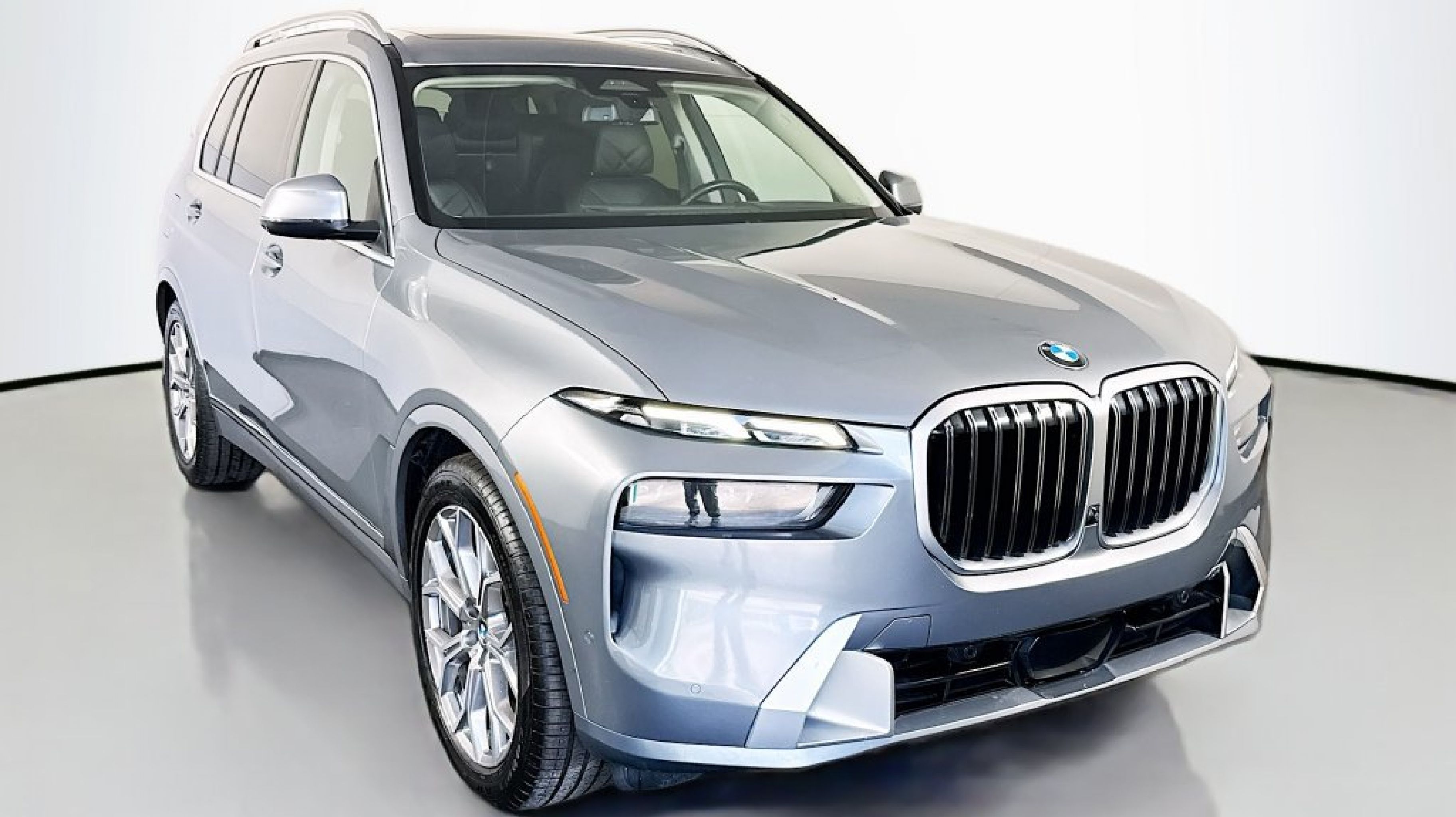 2025 BMW X7