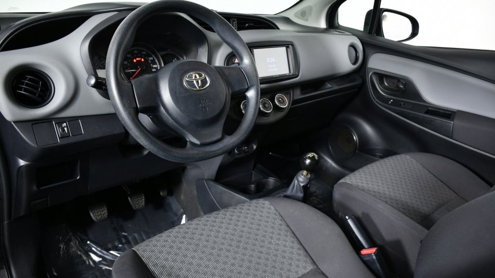 2015 Toyota Yaris L #11