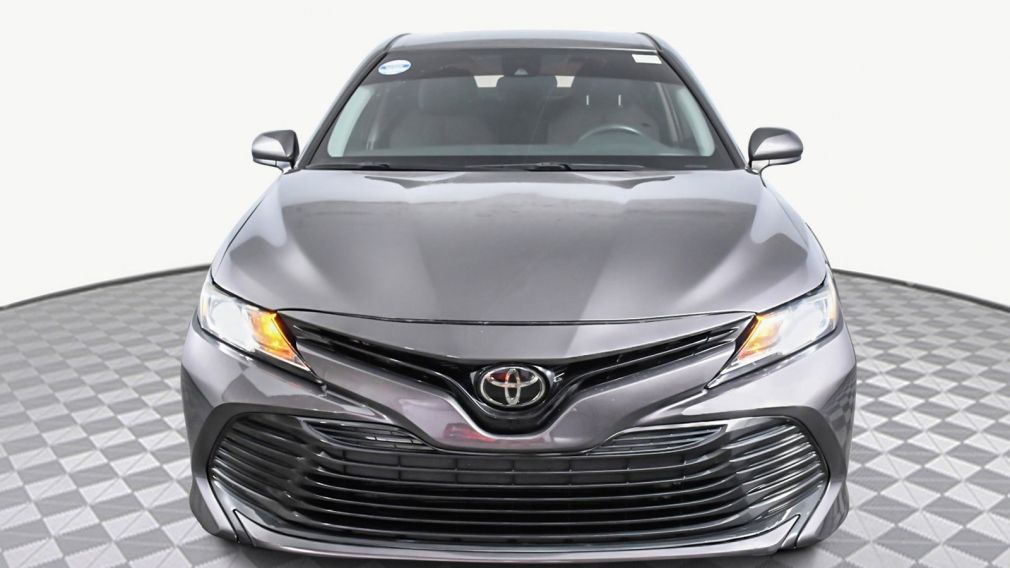 2020 Toyota Camry LE #1