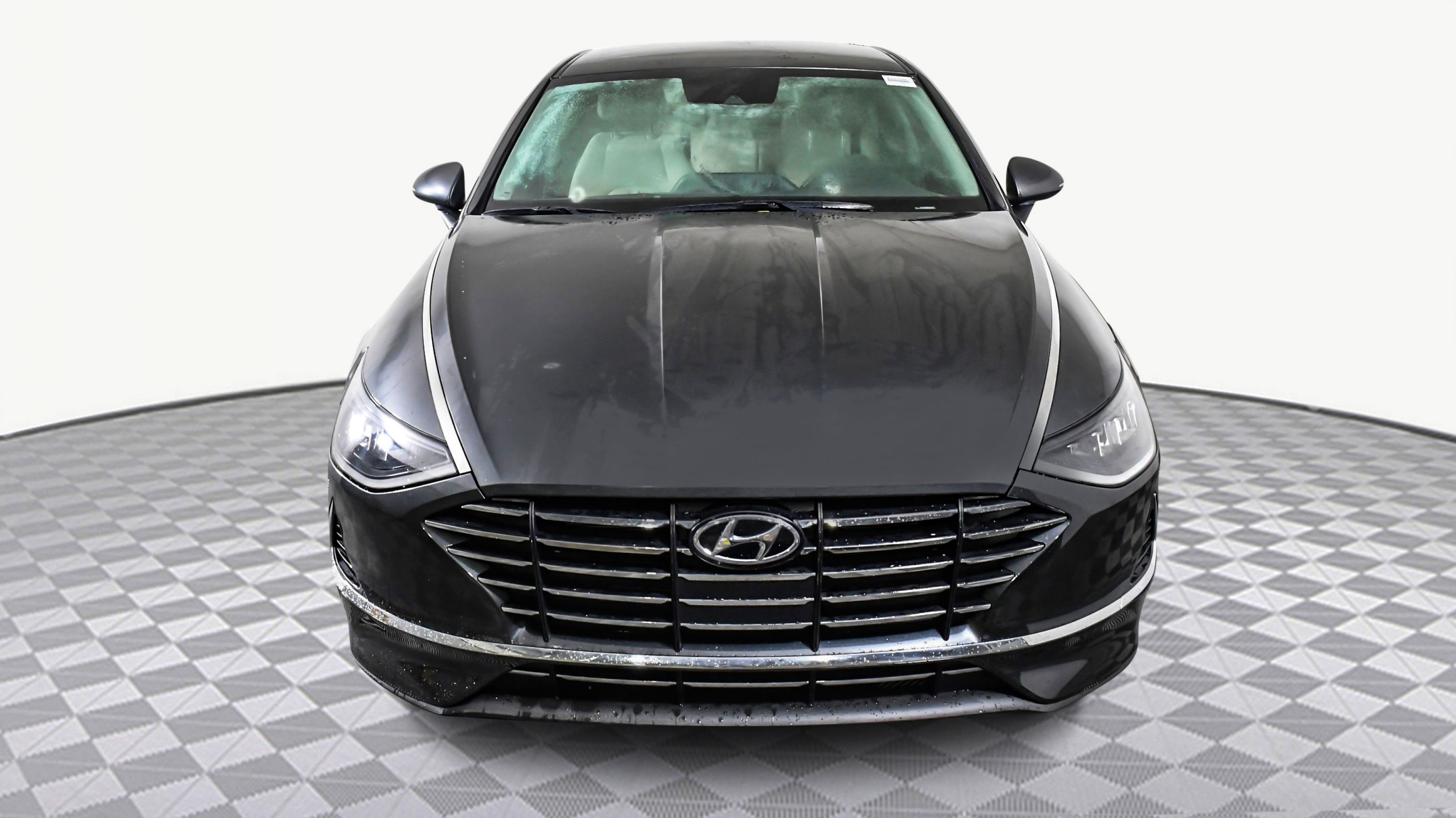 2022 Hyundai Sonata SE photo 2