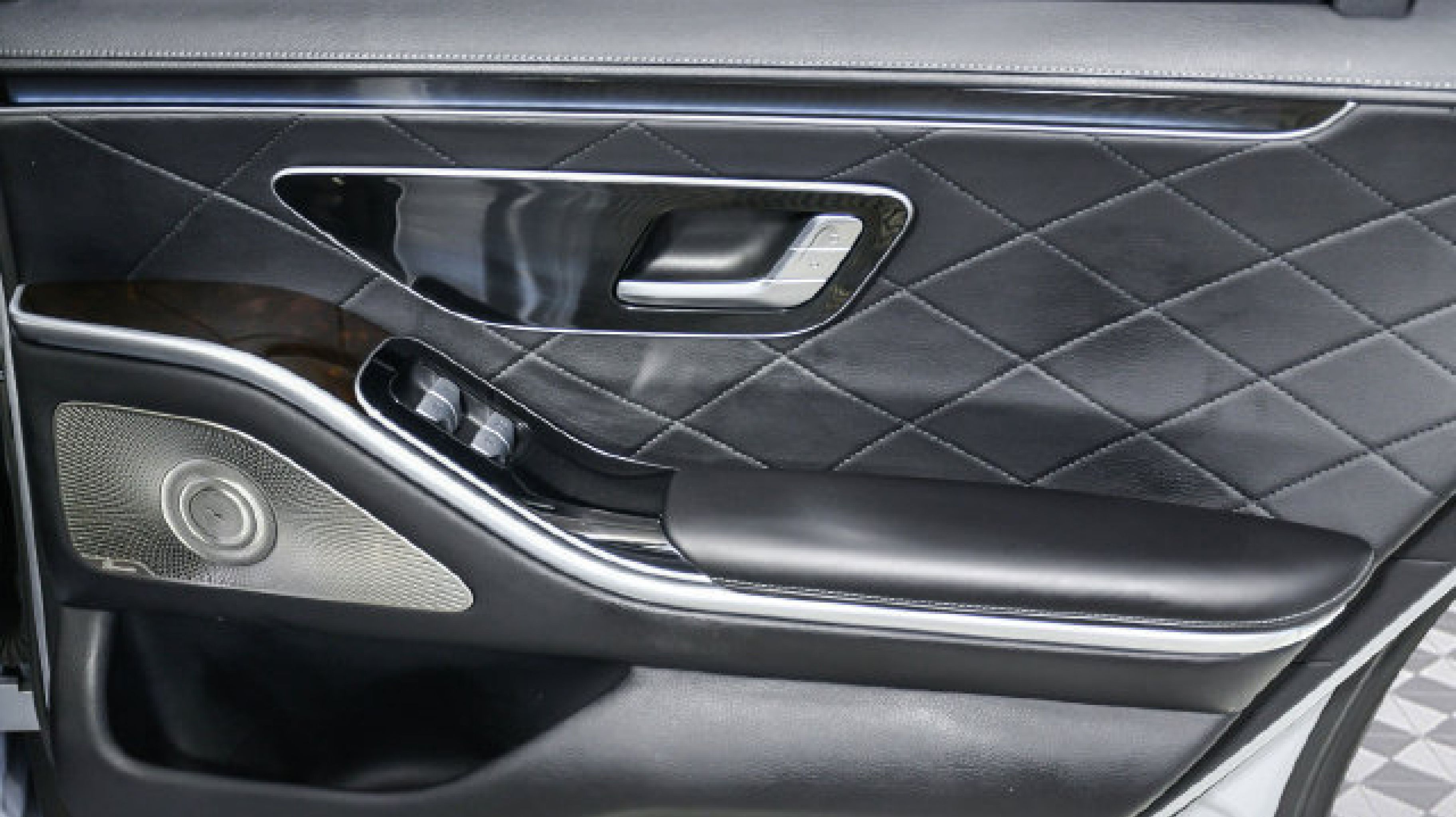 2024 Mercedes-Benz S-Class S 580 - Photo 23