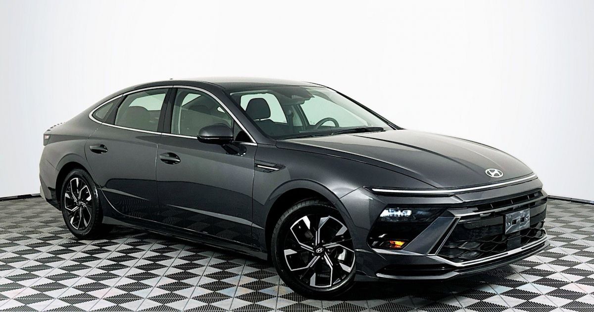 Used 2024 Hyundai Sonata SEL for sale at HGreg