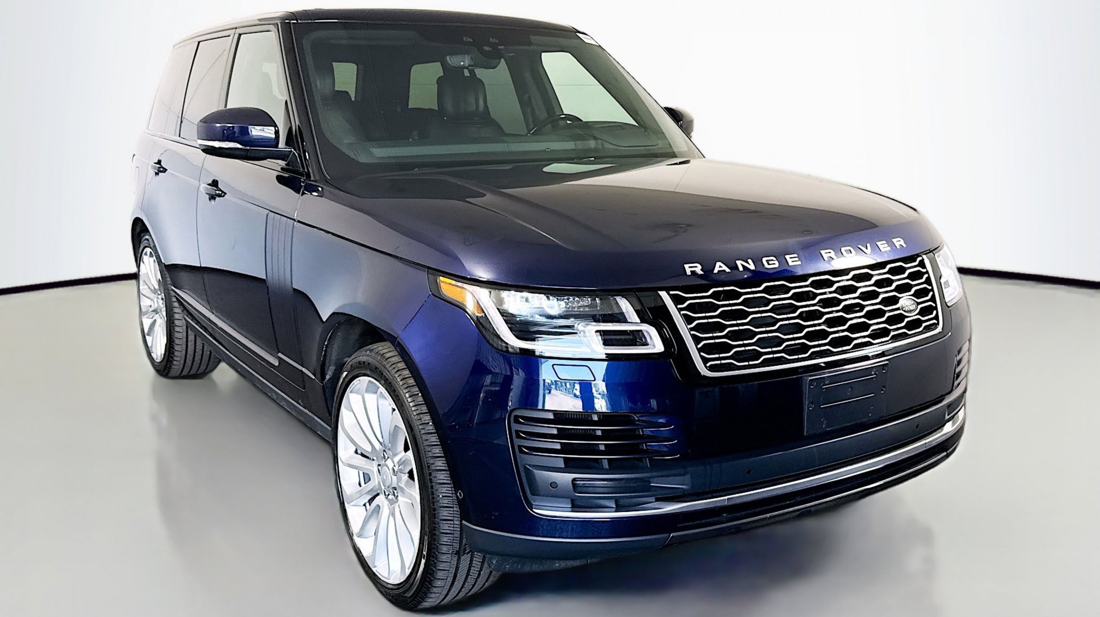 2019 Land Rover Range Rover 3.0 HSE's photo