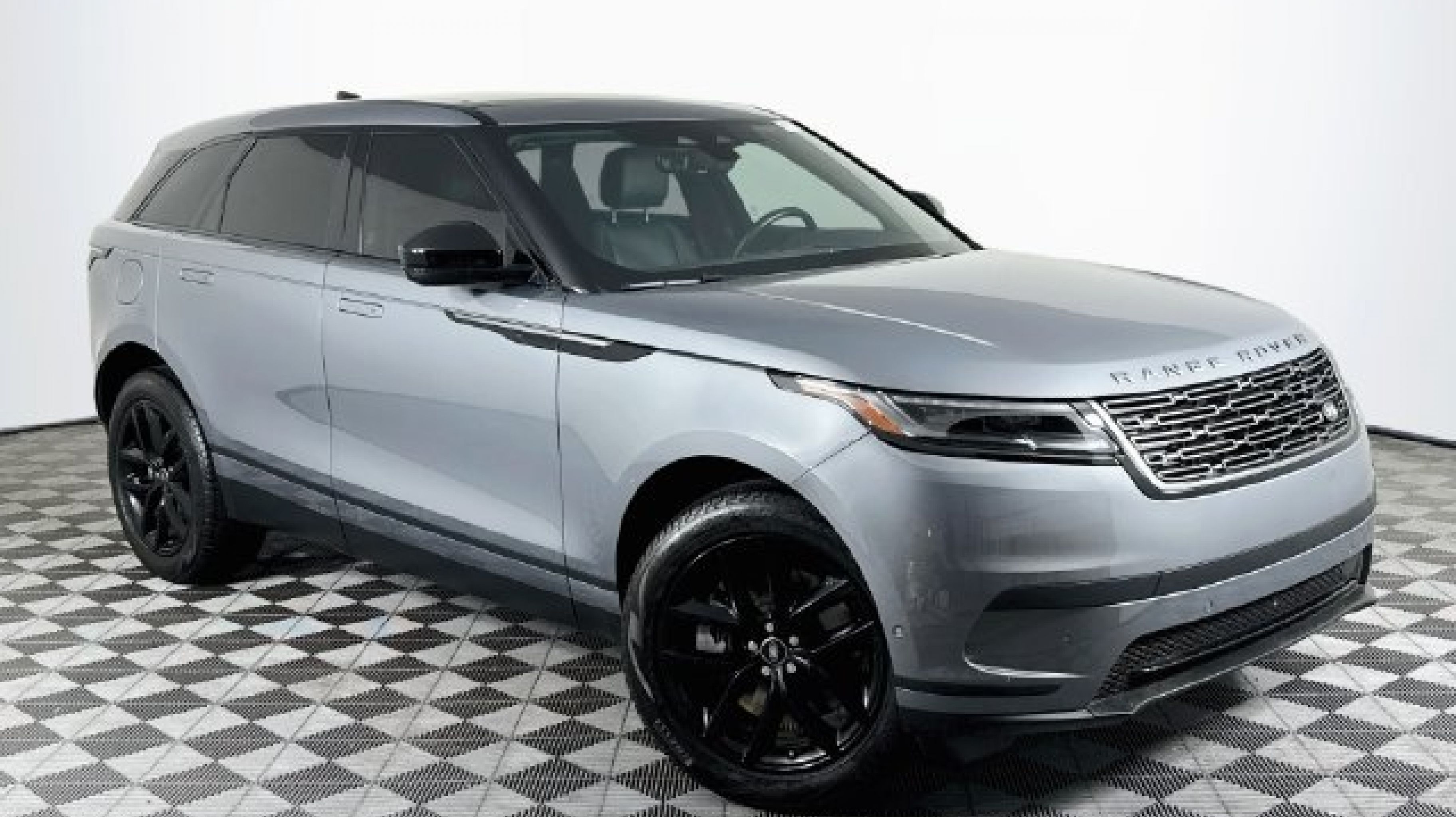 2026 Land Rover Range Rover Velar