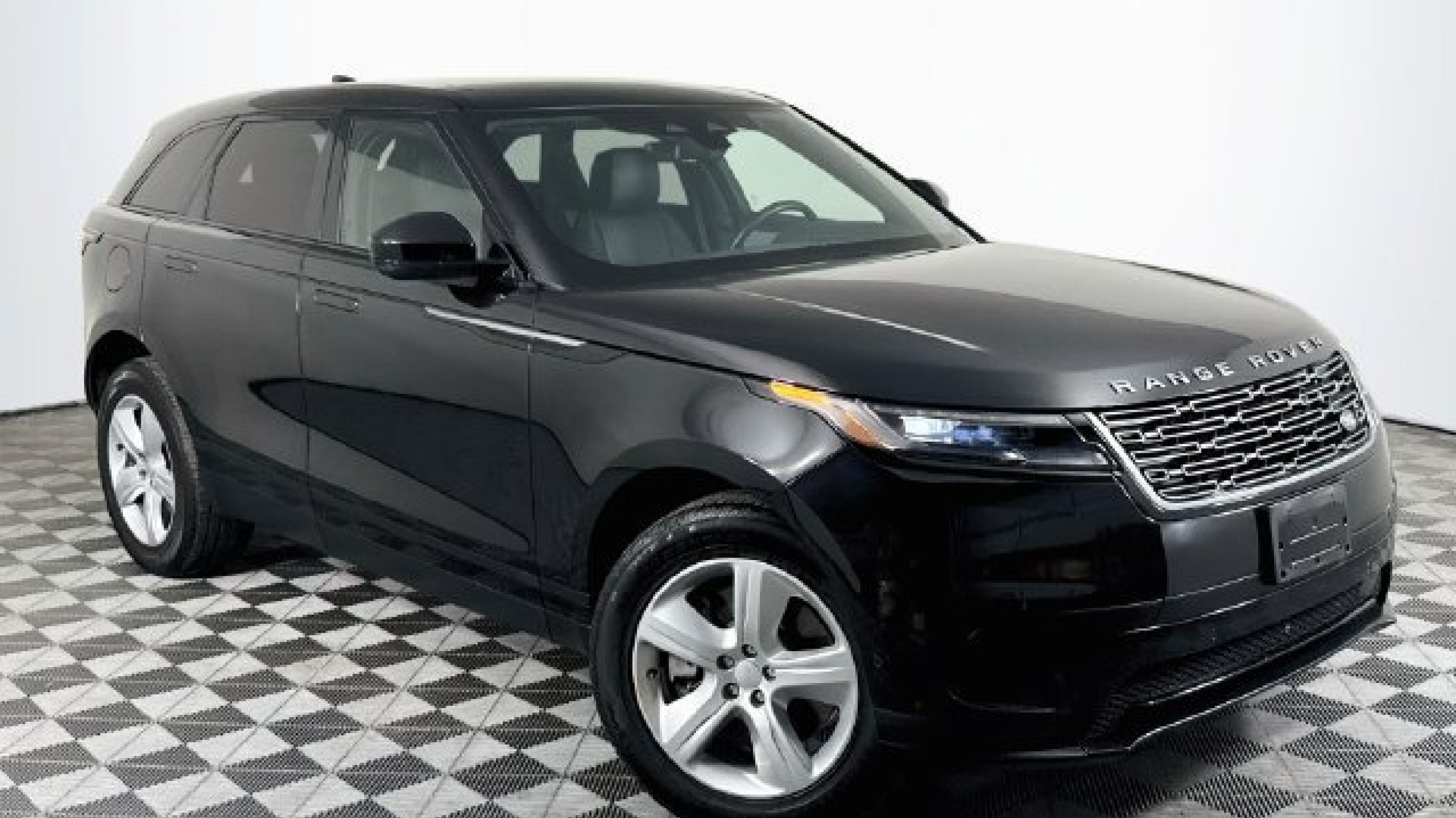 2026 Land Rover Range Rover Velar