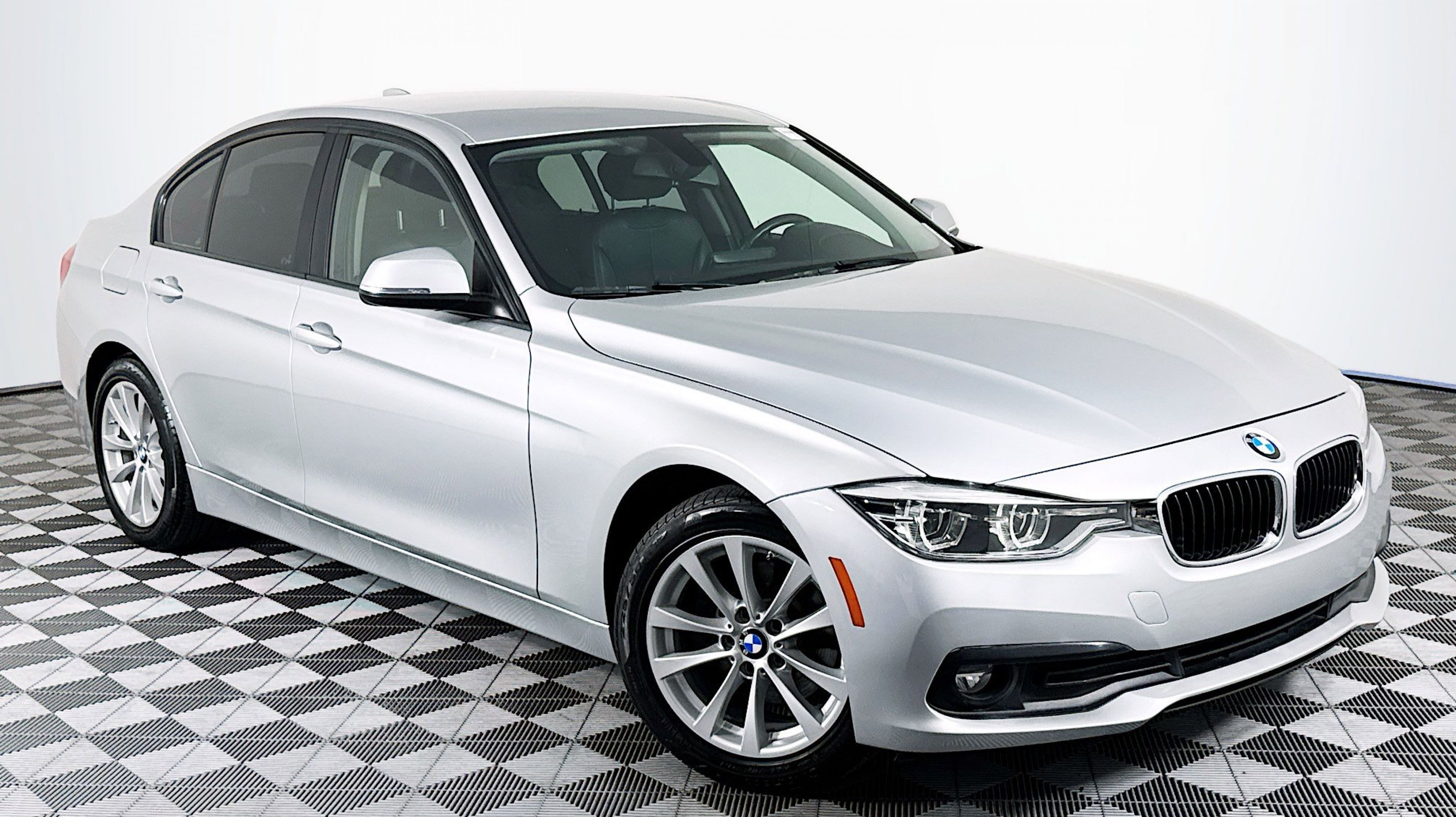 2018 BMW 3 Series