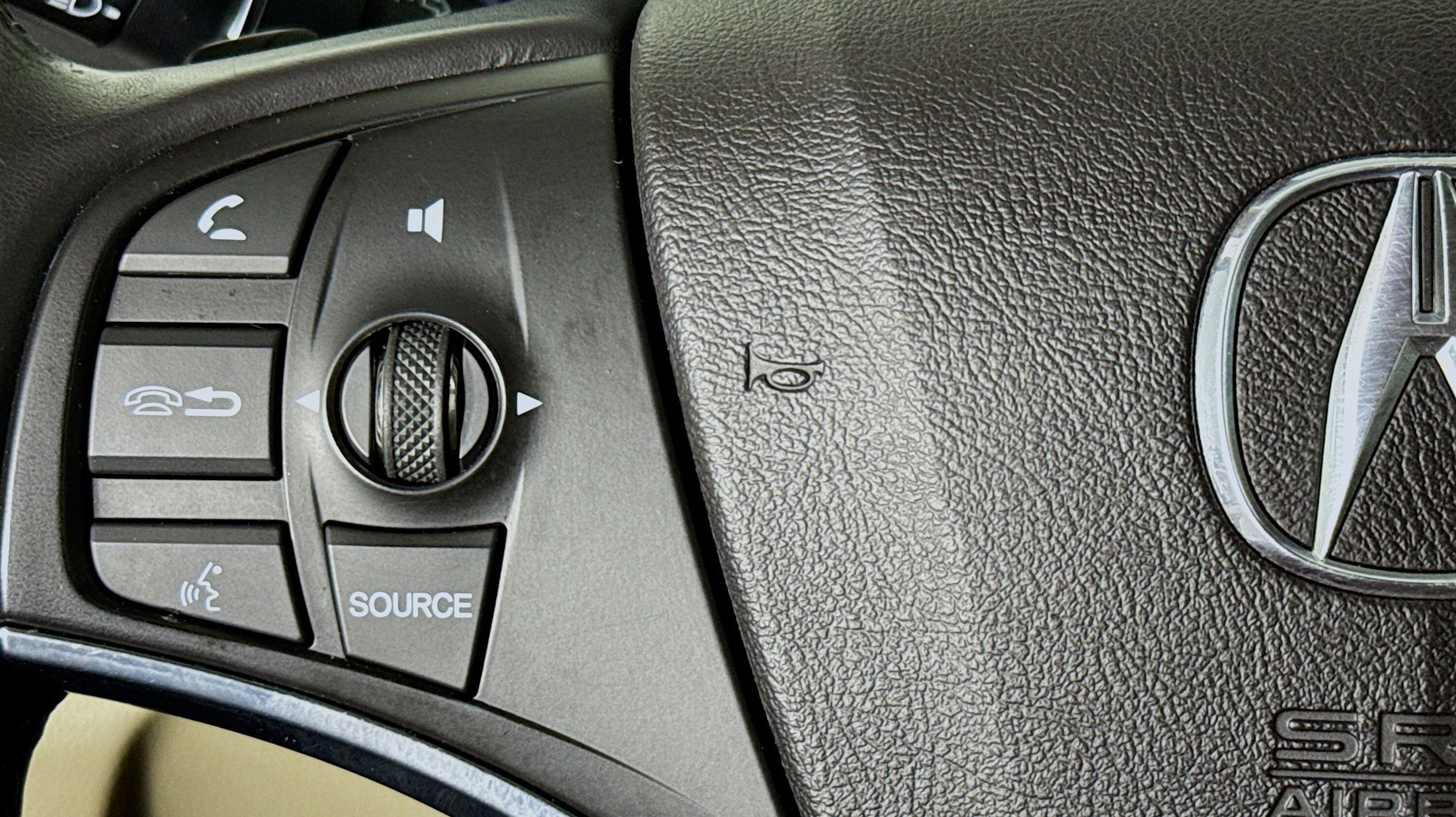 2017 Acura MDX Technology photo 8