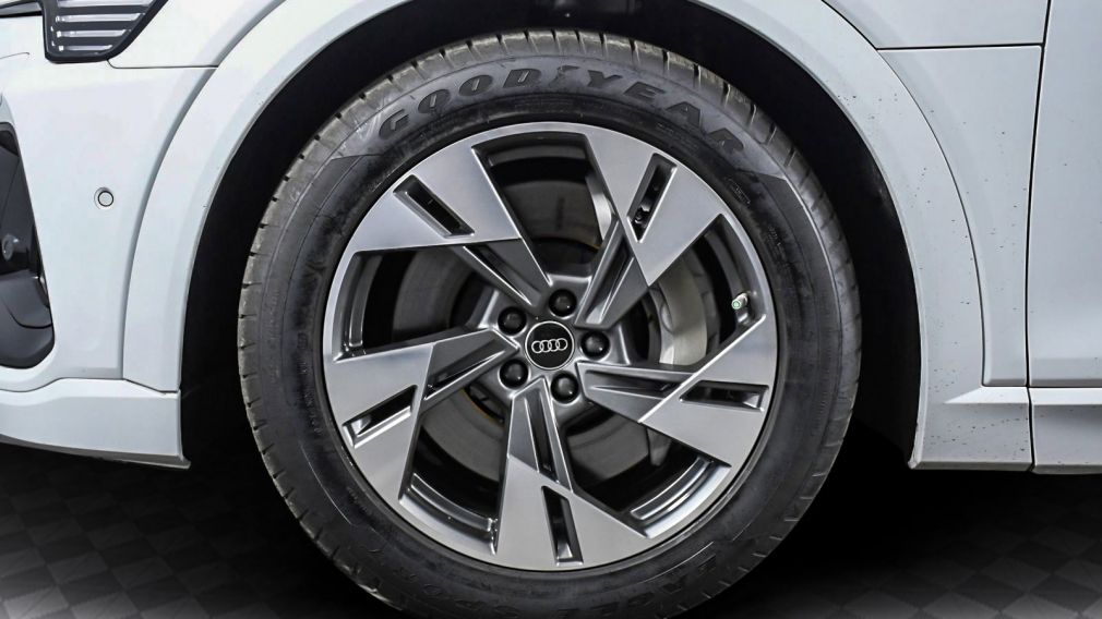 2023 Audi e tron Sportback S line Premium #30