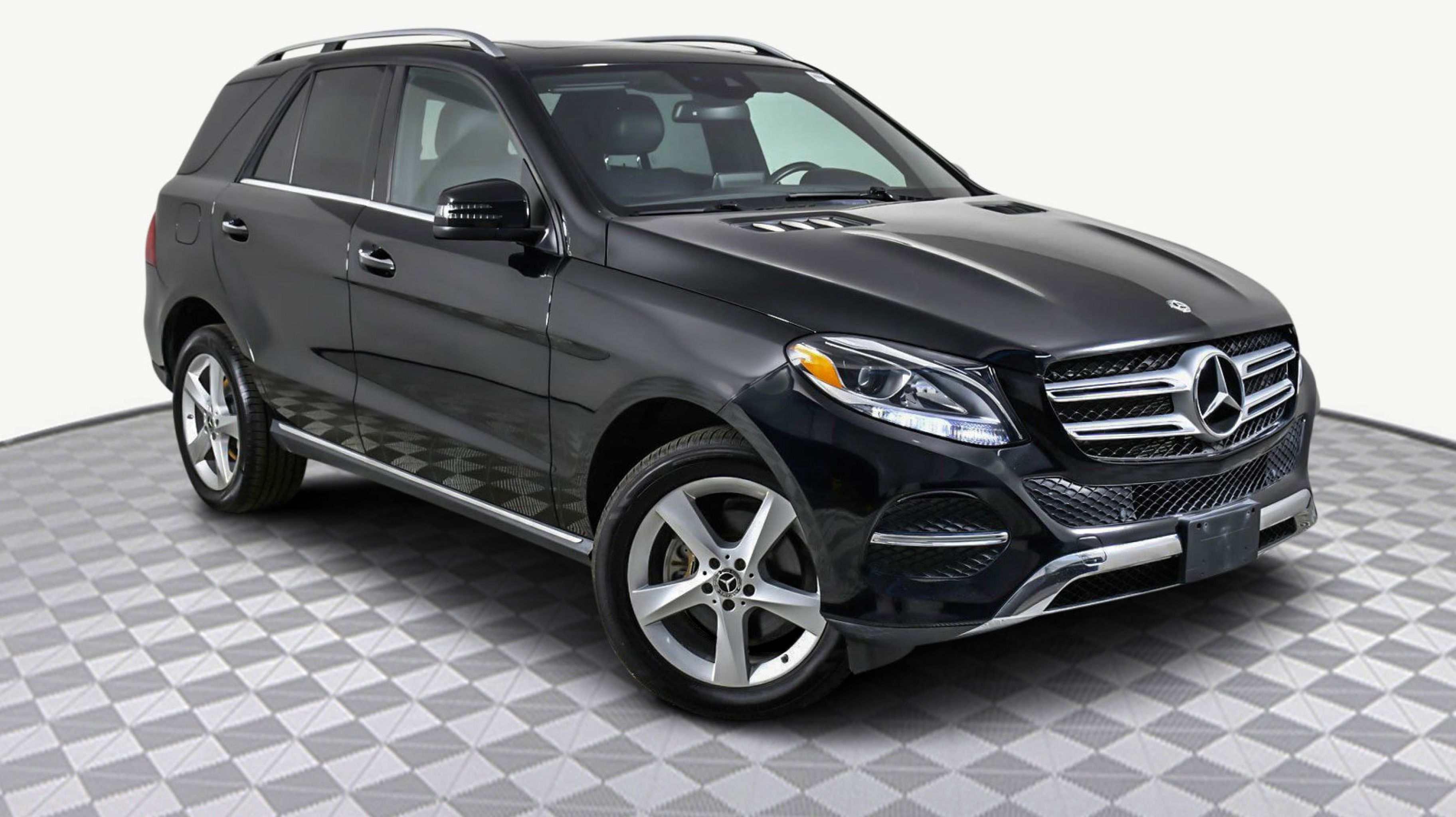 Mercedes-Benz GLE-Class's photo