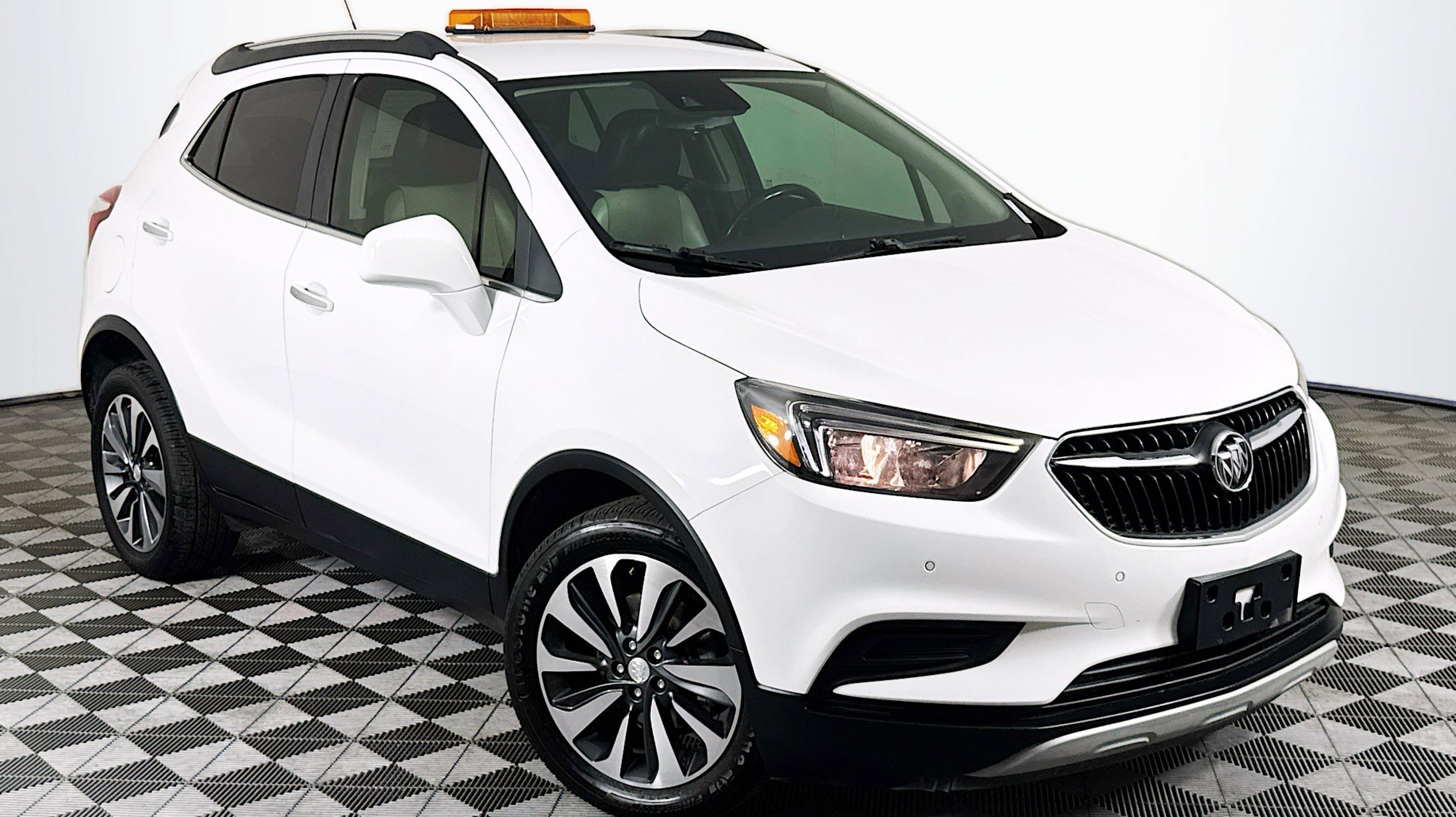 2021 Buick Encore Preferred's photo