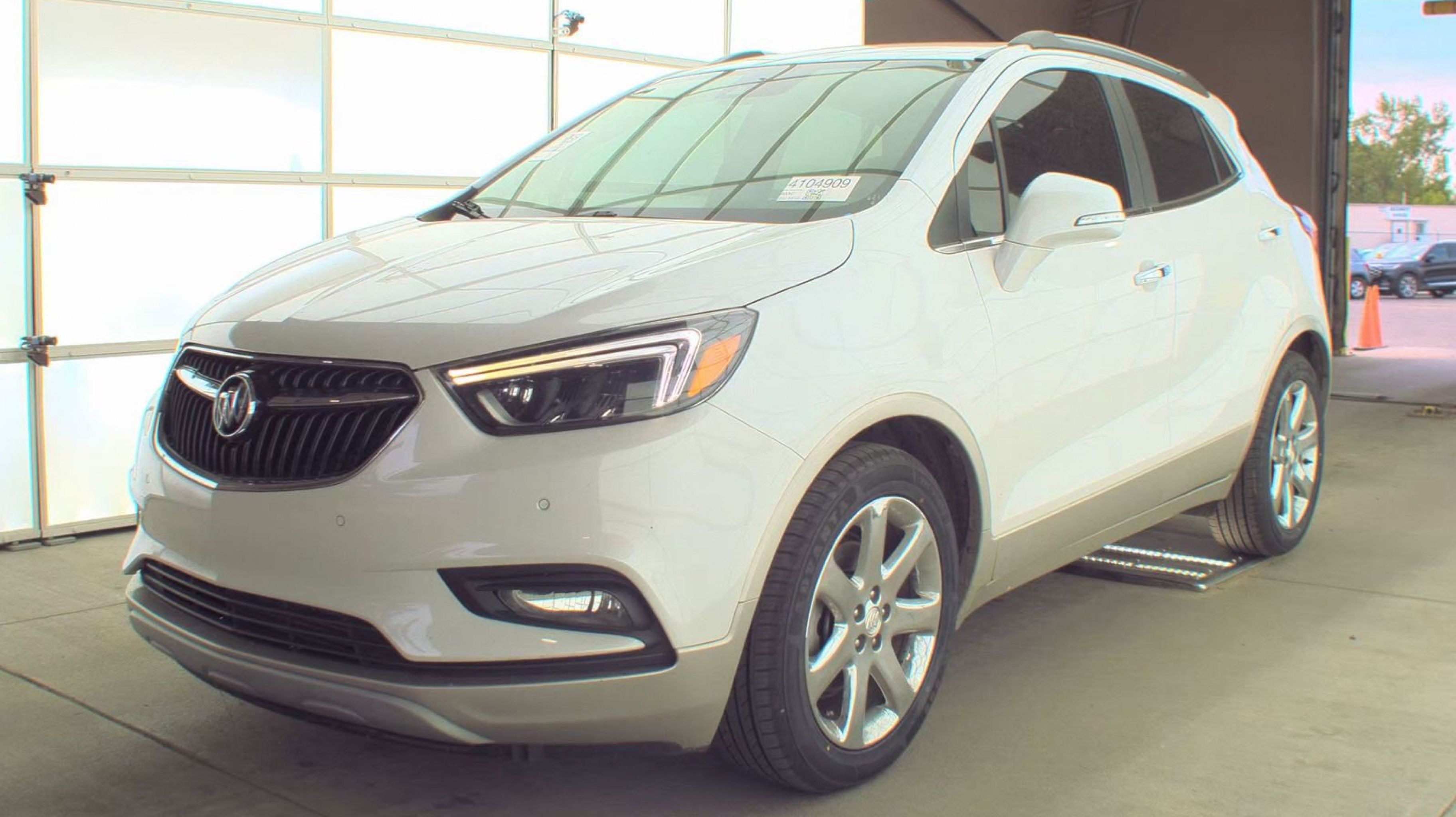 2018 Buick Encore Premium's photo