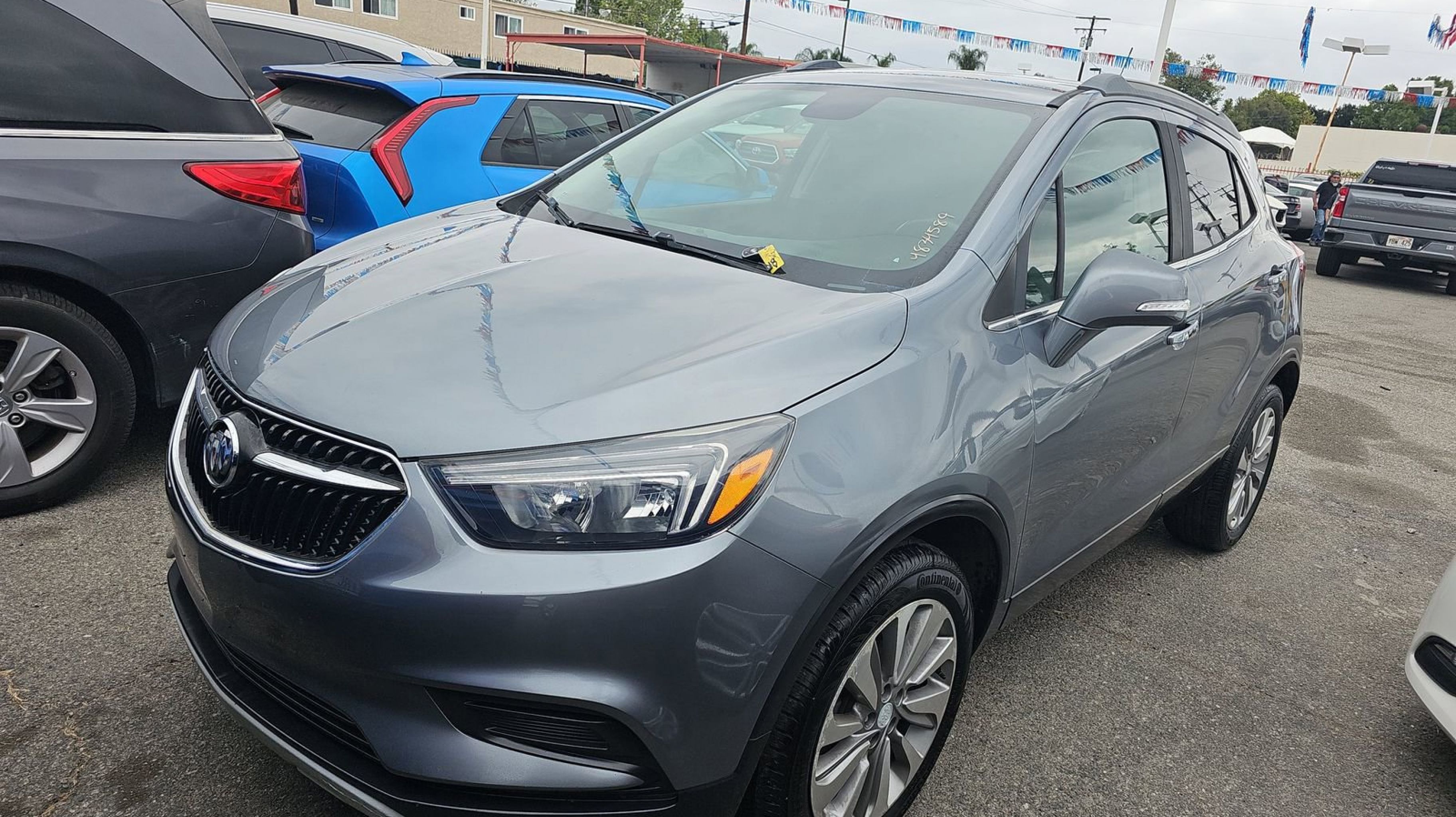 2019 Buick Encore Preferred's photo