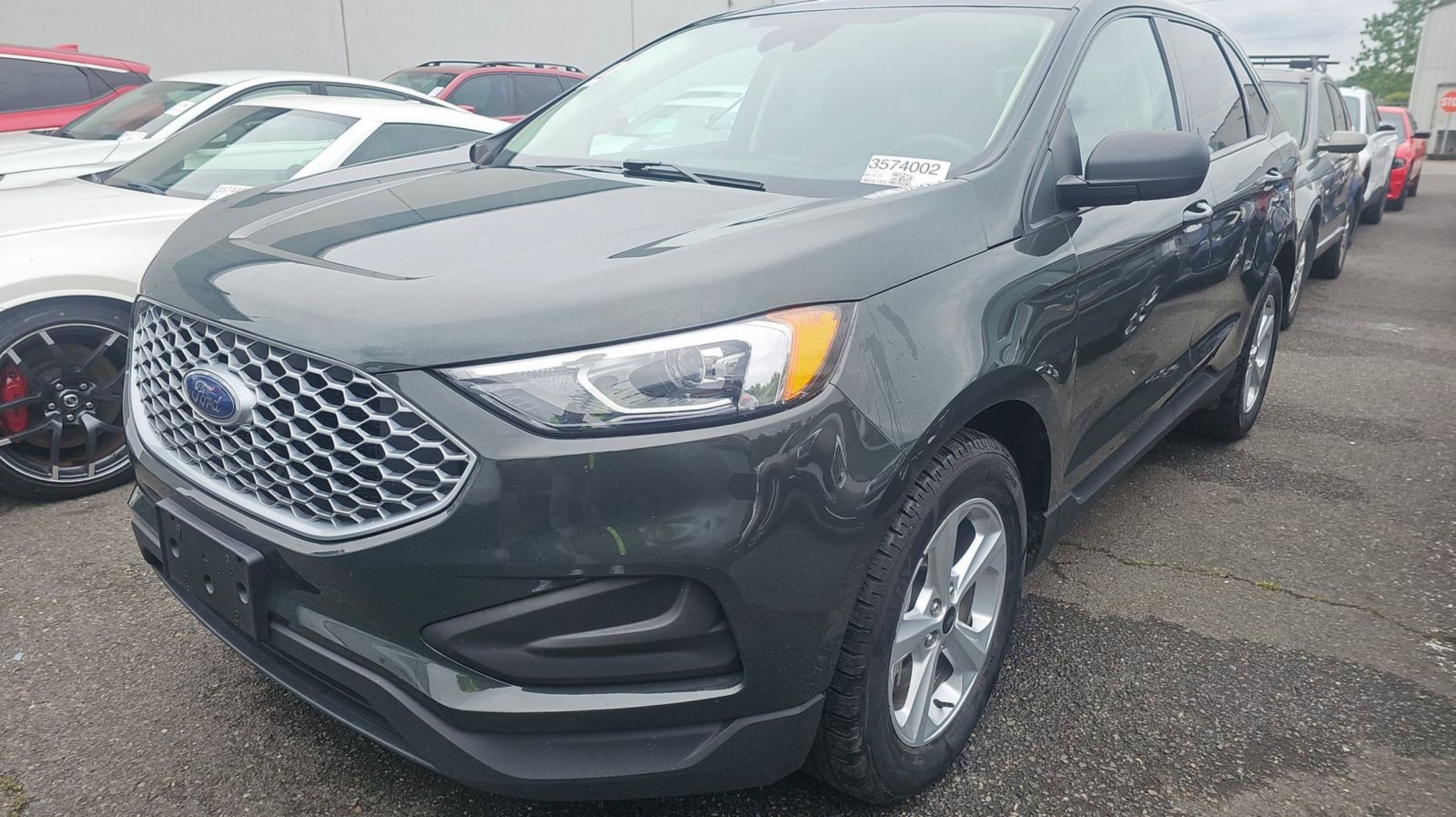 2023 Ford Edge SE AWD's photo
