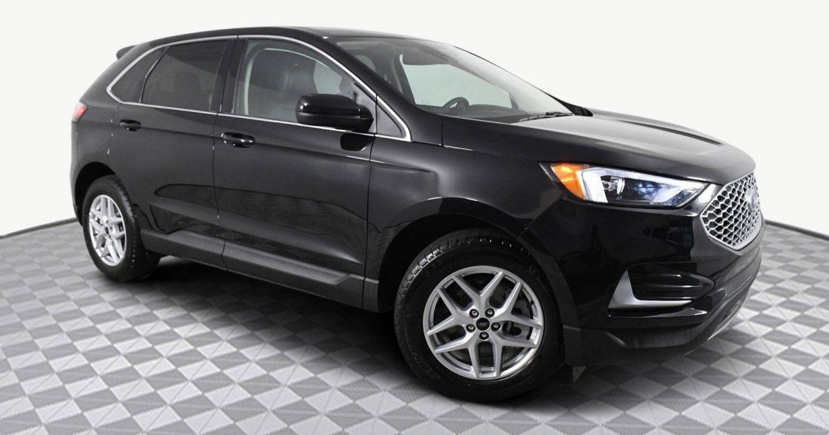 Used 2023 Ford Edge SEL for sale at HGreg