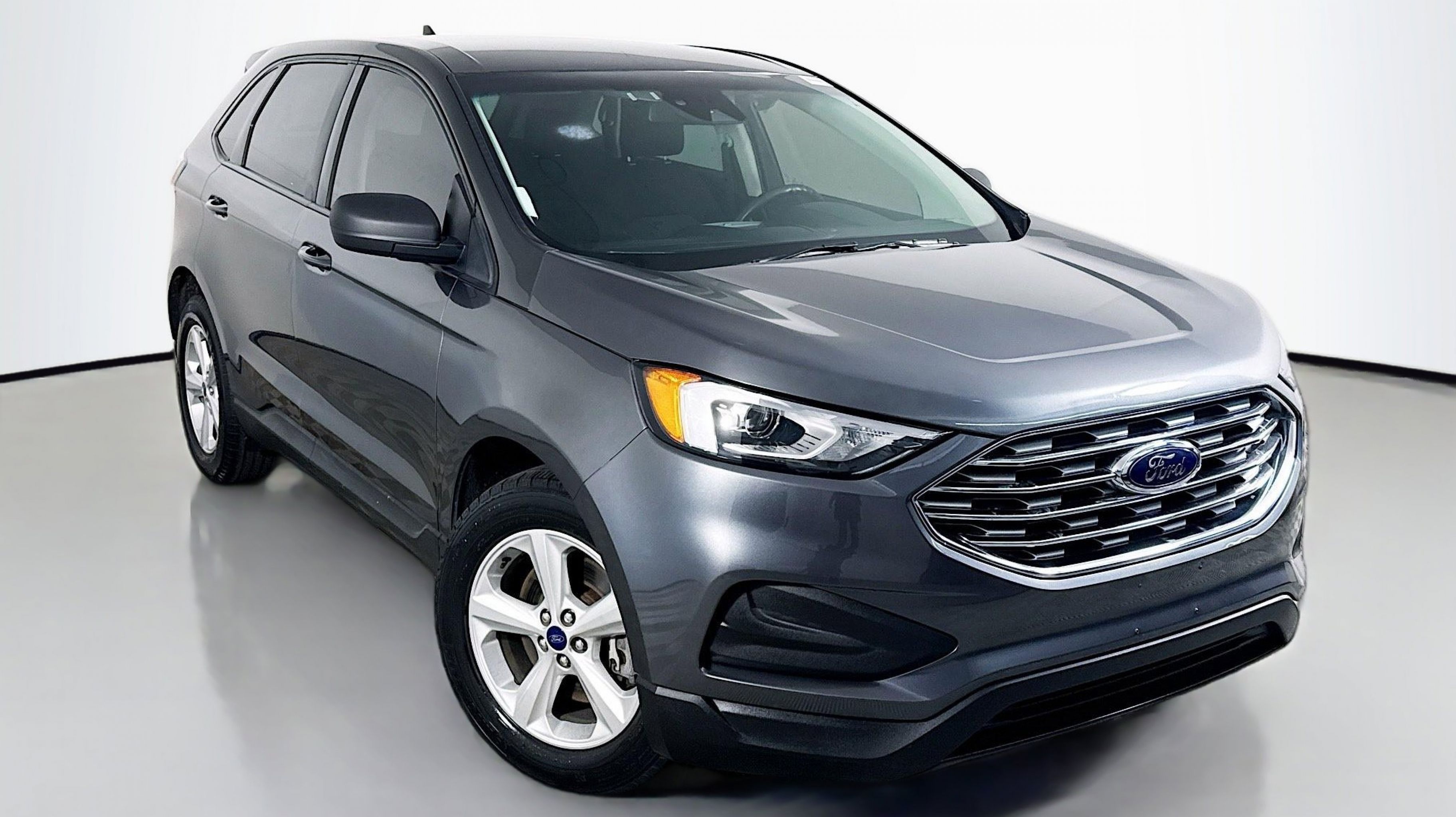 2020 Ford Edge SE AWD's photo