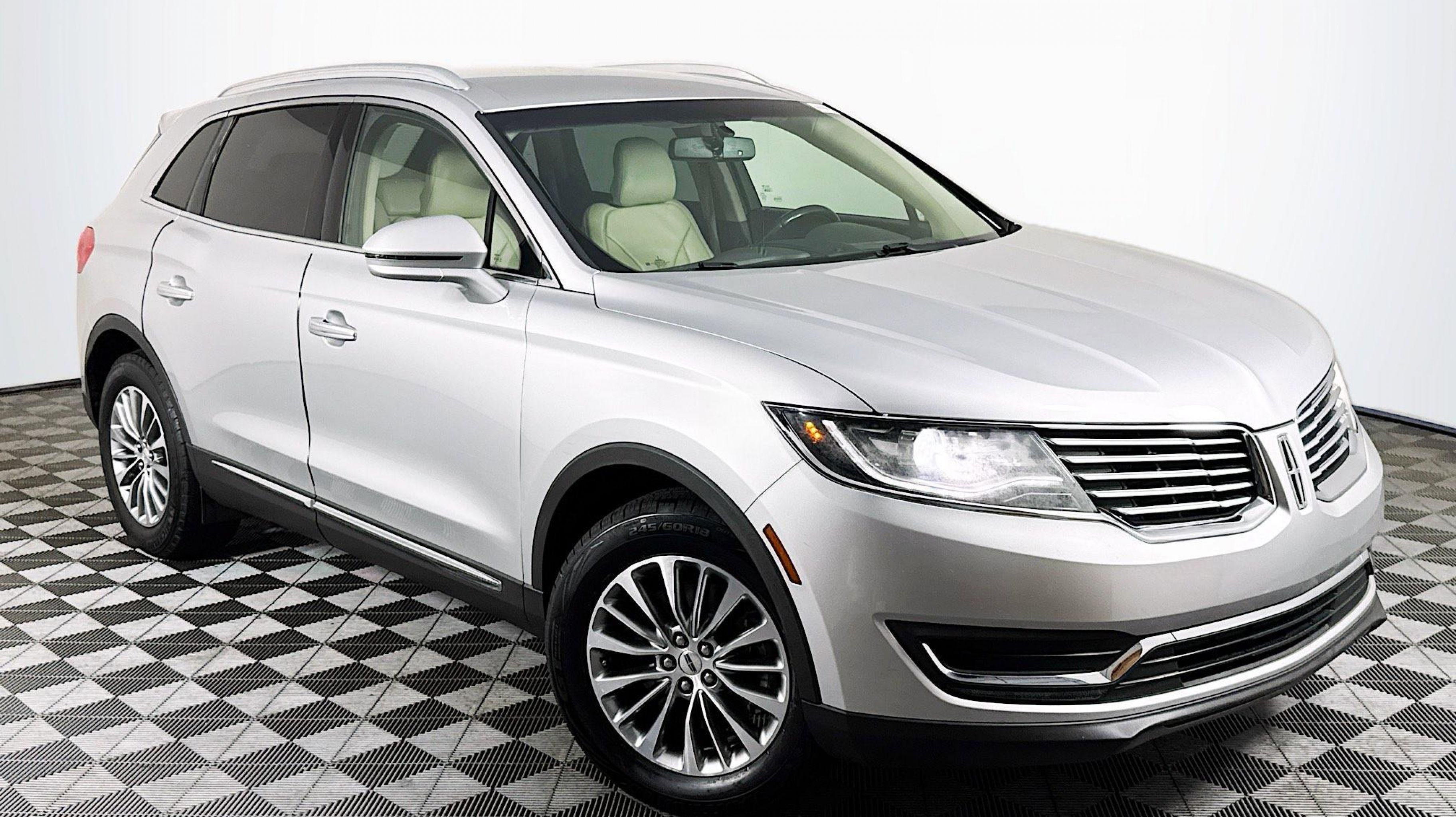 2017 Lincoln MKX Select FWD's photo