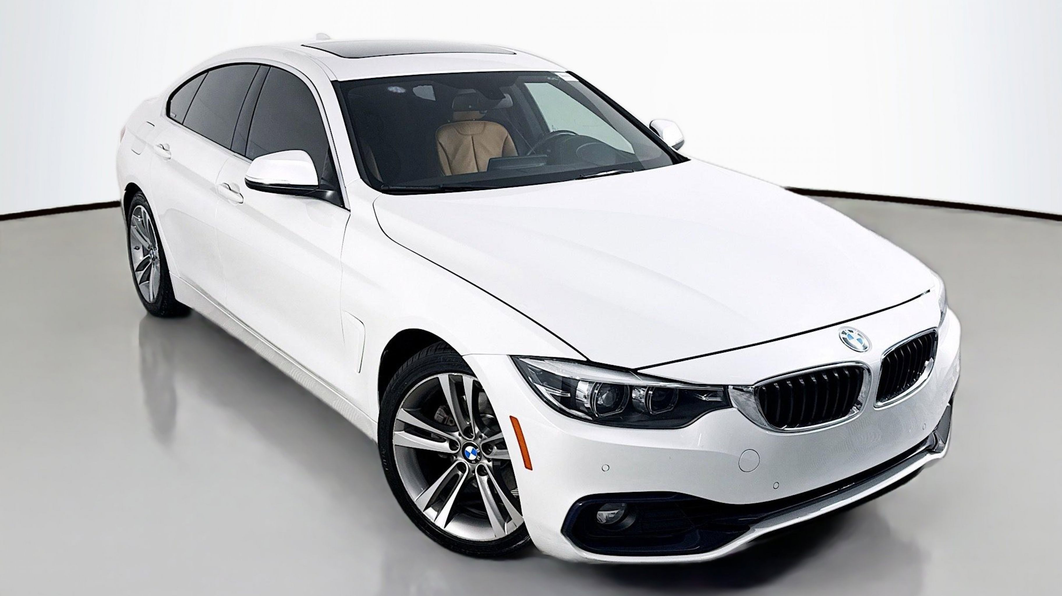 2019 BMW 4 Series 430i's photo