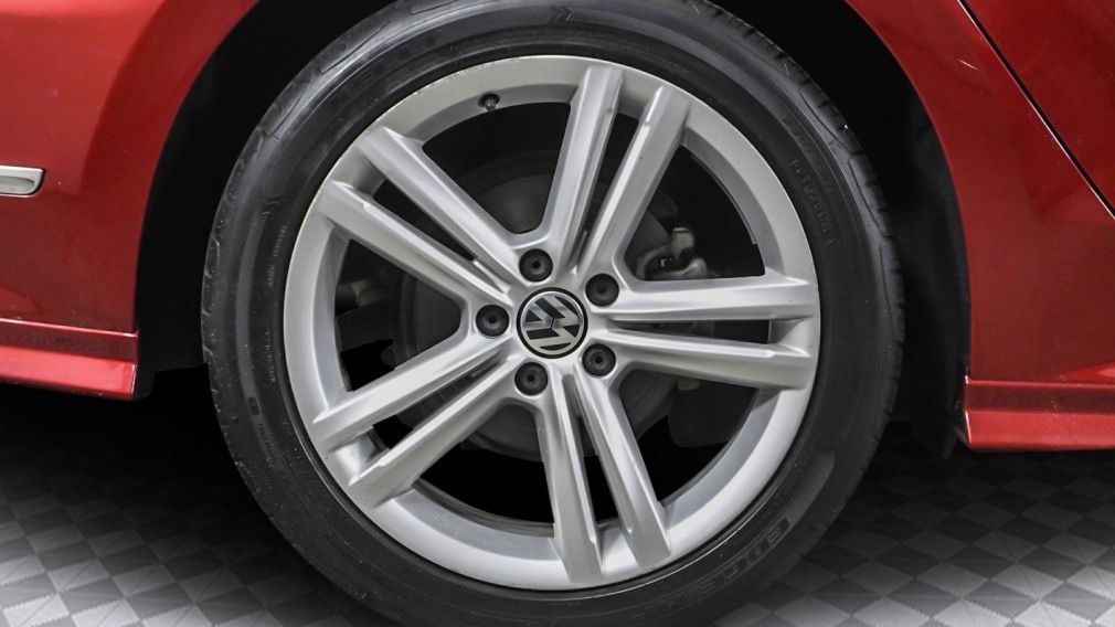 2015 Volkswagen Passat 3.6L V6 SEL Premium #24