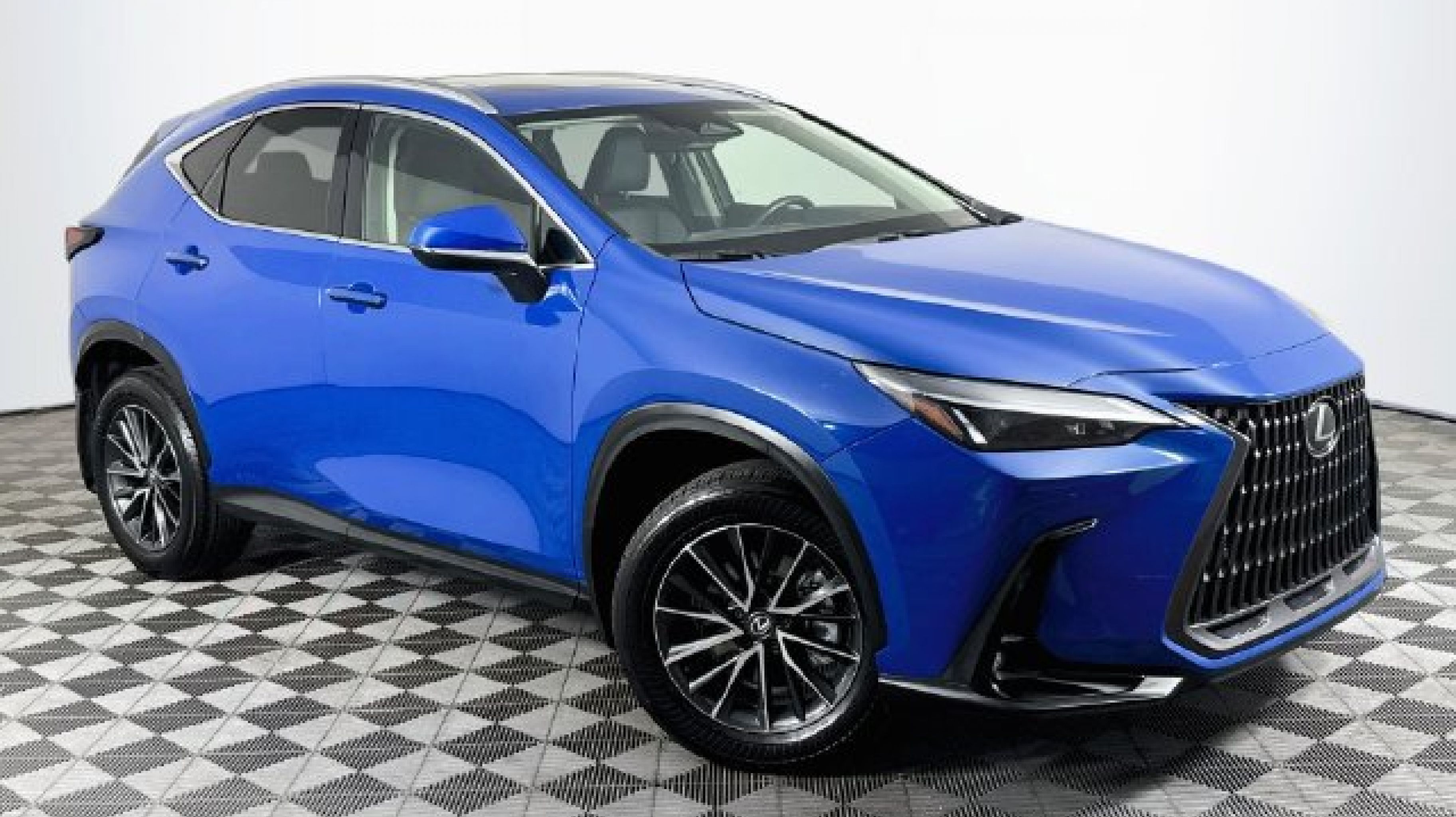 2024 Lexus NX Hybrid