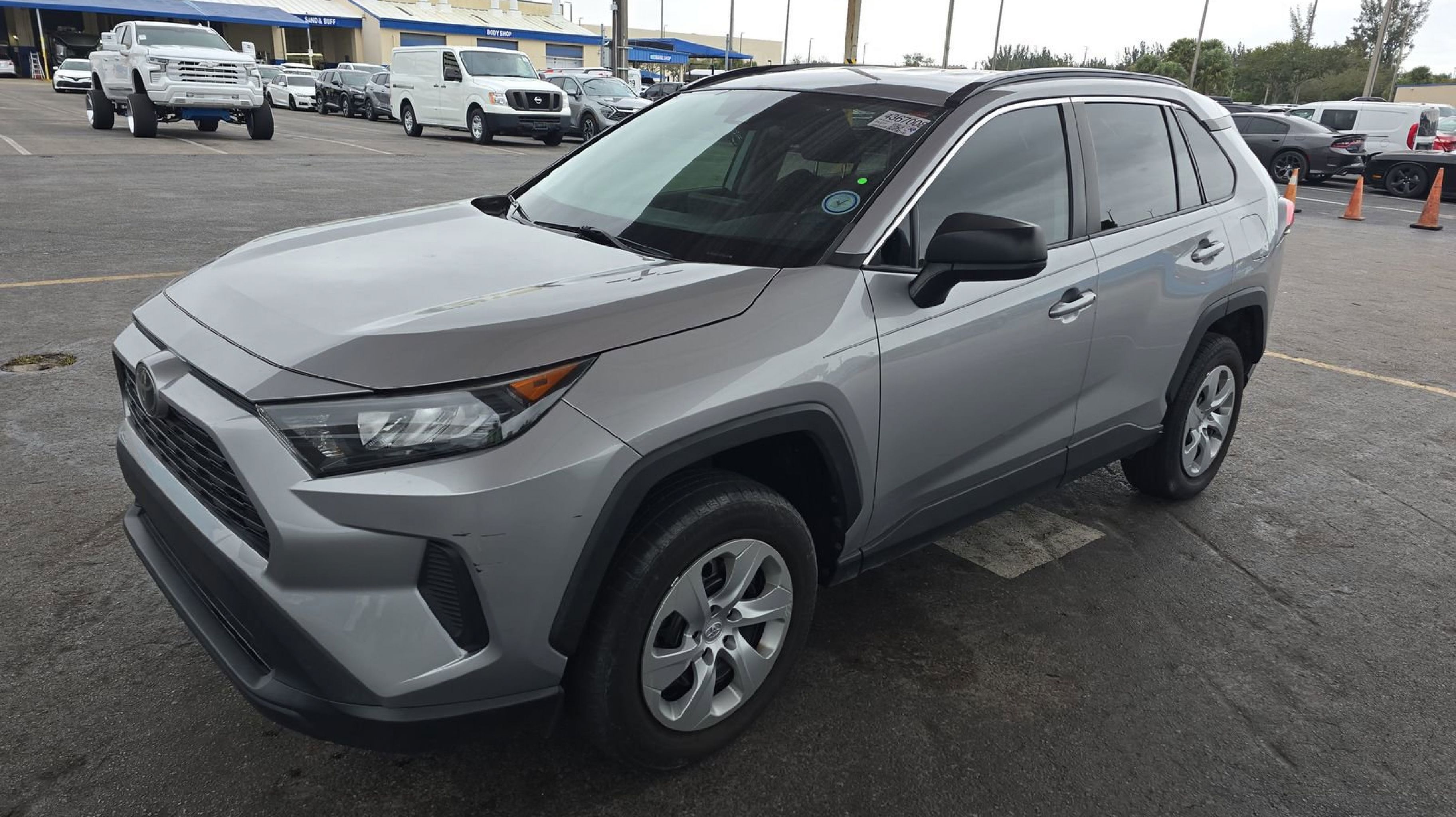 2021 Toyota RAV4 LE