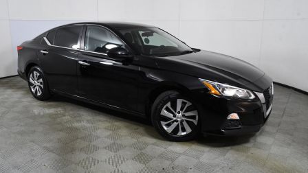2020 Nissan Altima 2.5 S                in West Park                