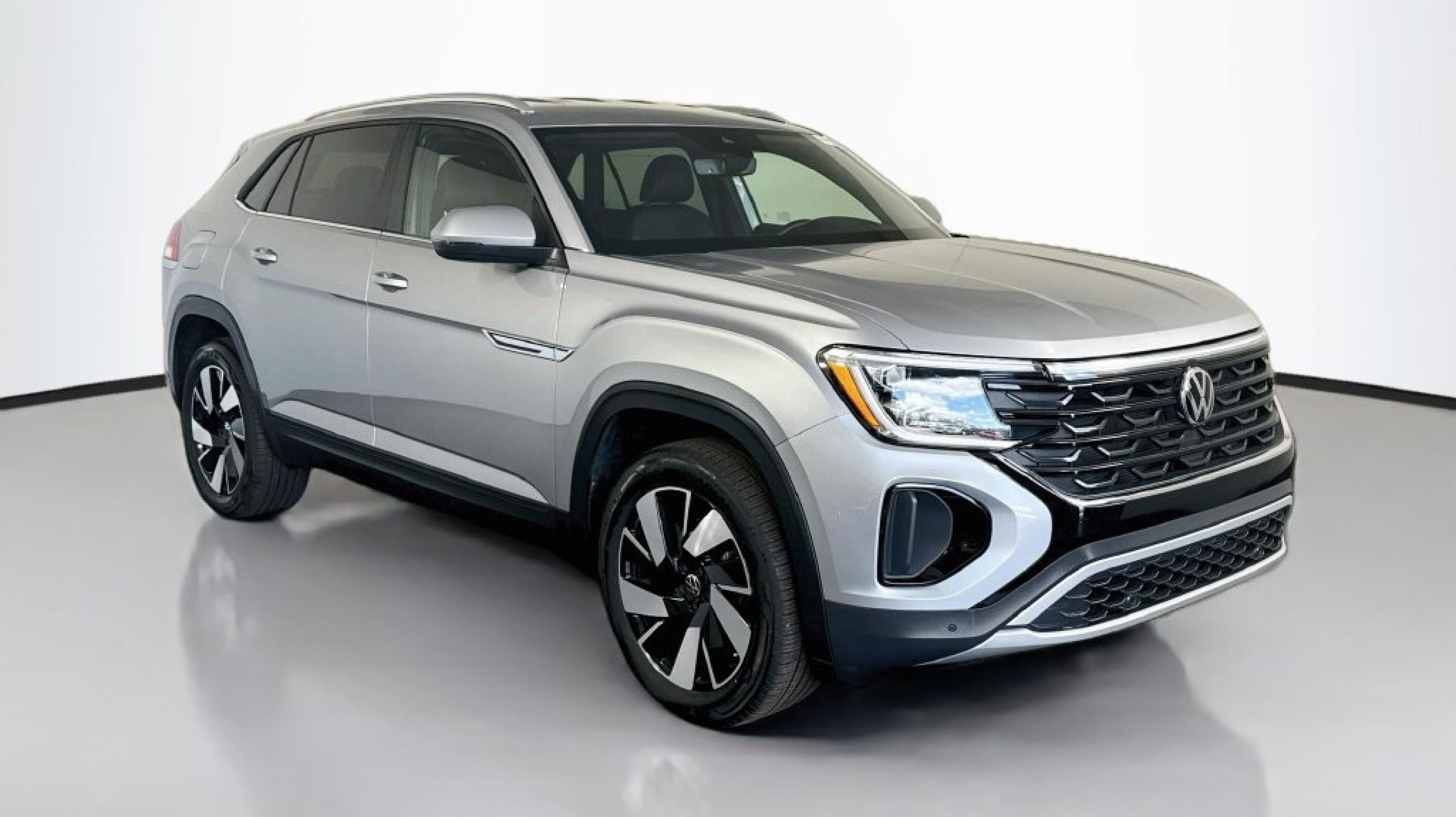 2026 Volkswagen Atlas Cross Sport SE w/Tech