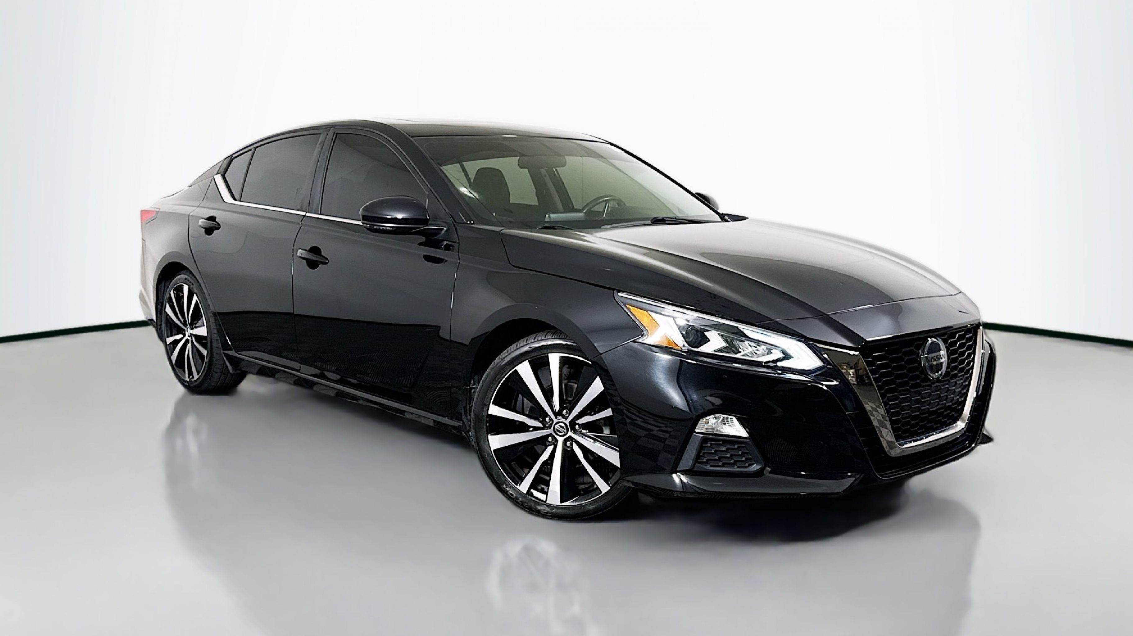2019 Nissan Altima SR