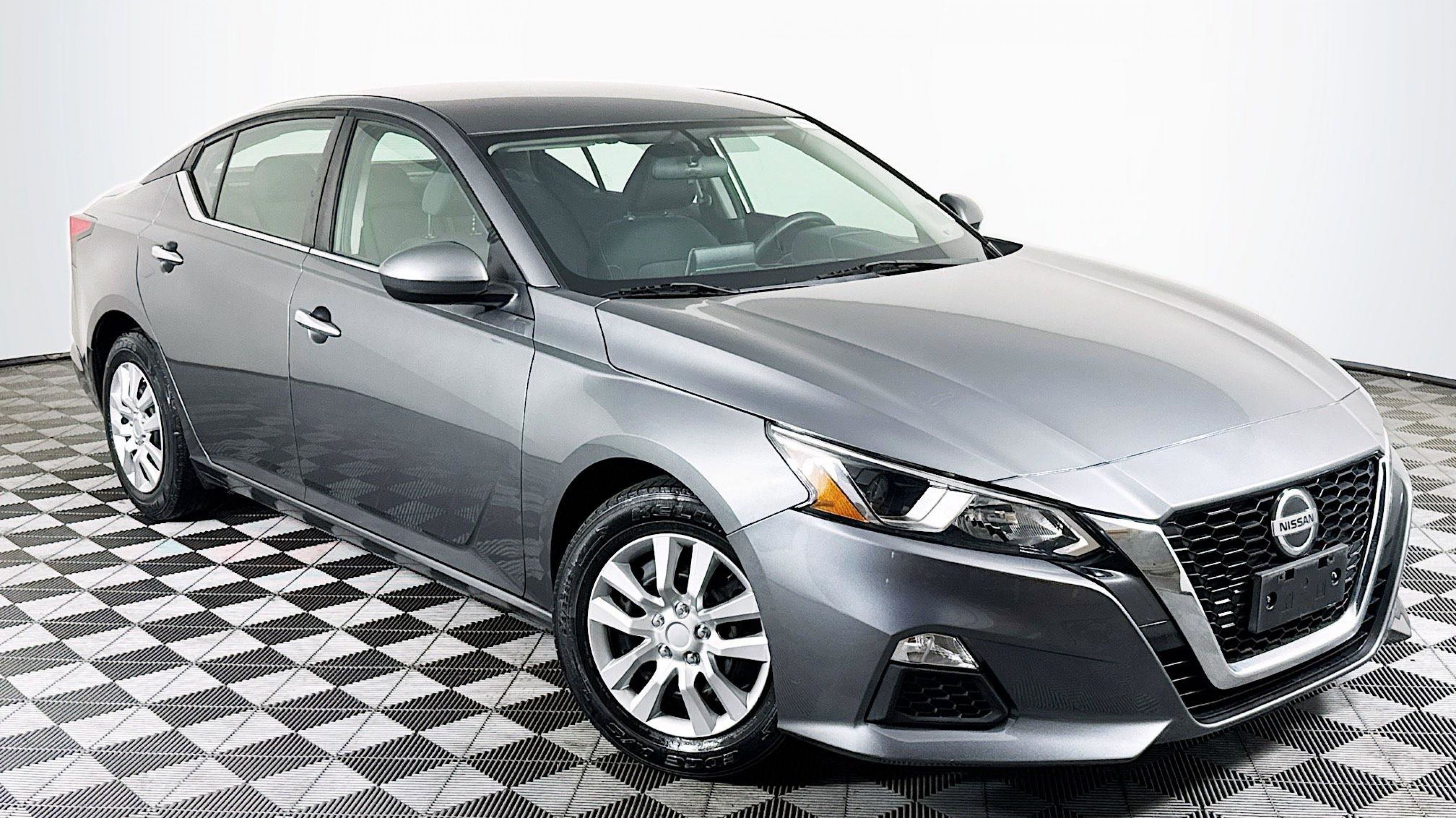 2019 Nissan Altima S