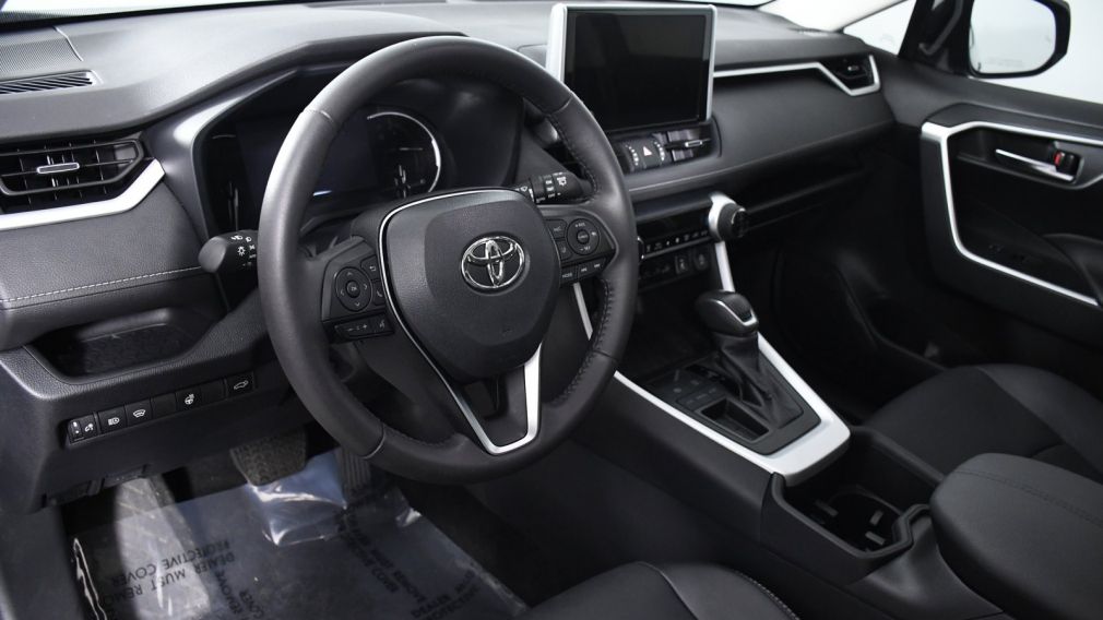 2023 Toyota RAV4 XLE Premium #15