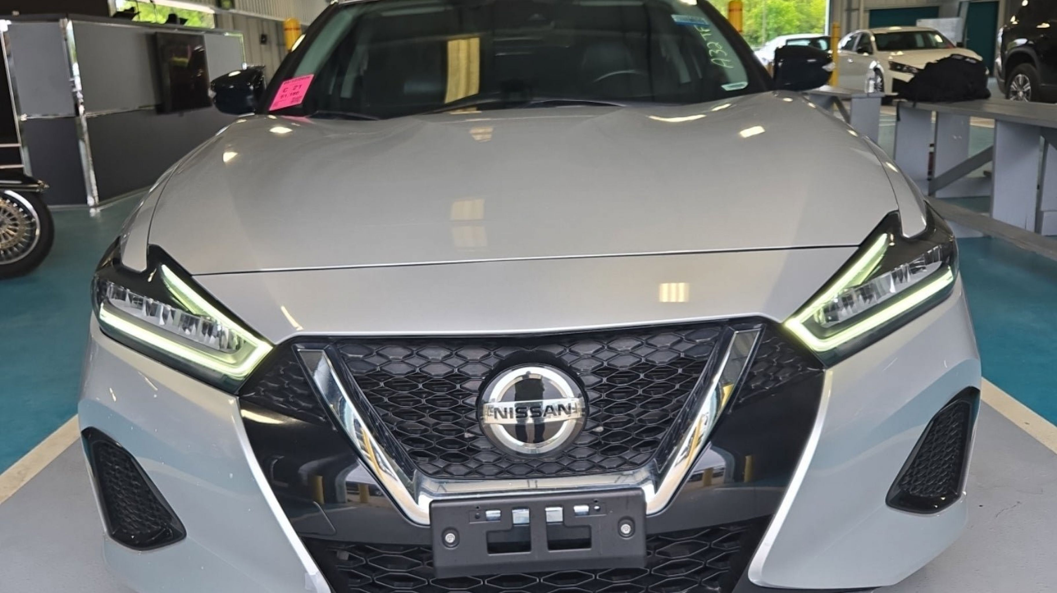 2022 Nissan Maxima SV's photo