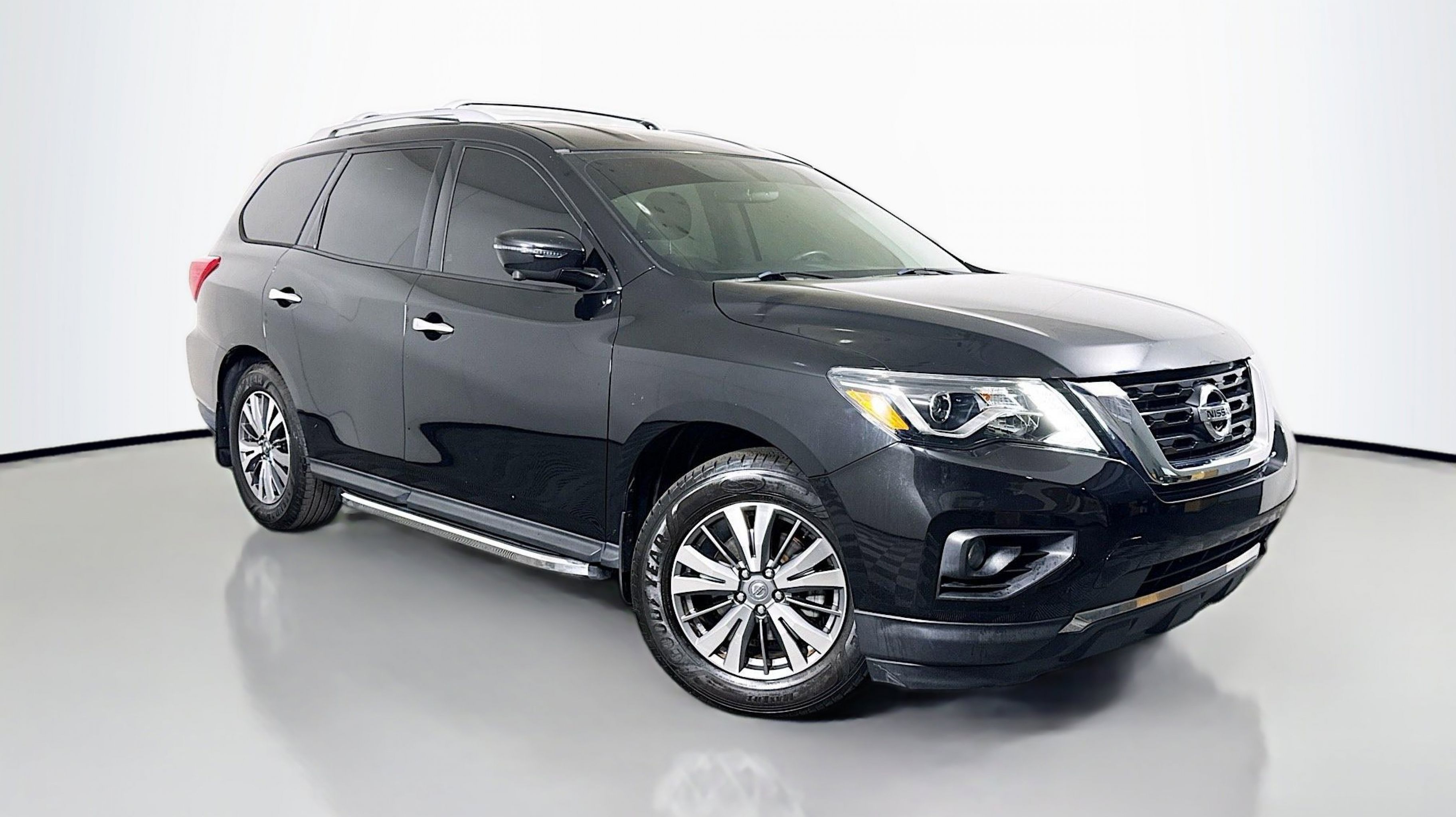 2020 Nissan Pathfinder SL
