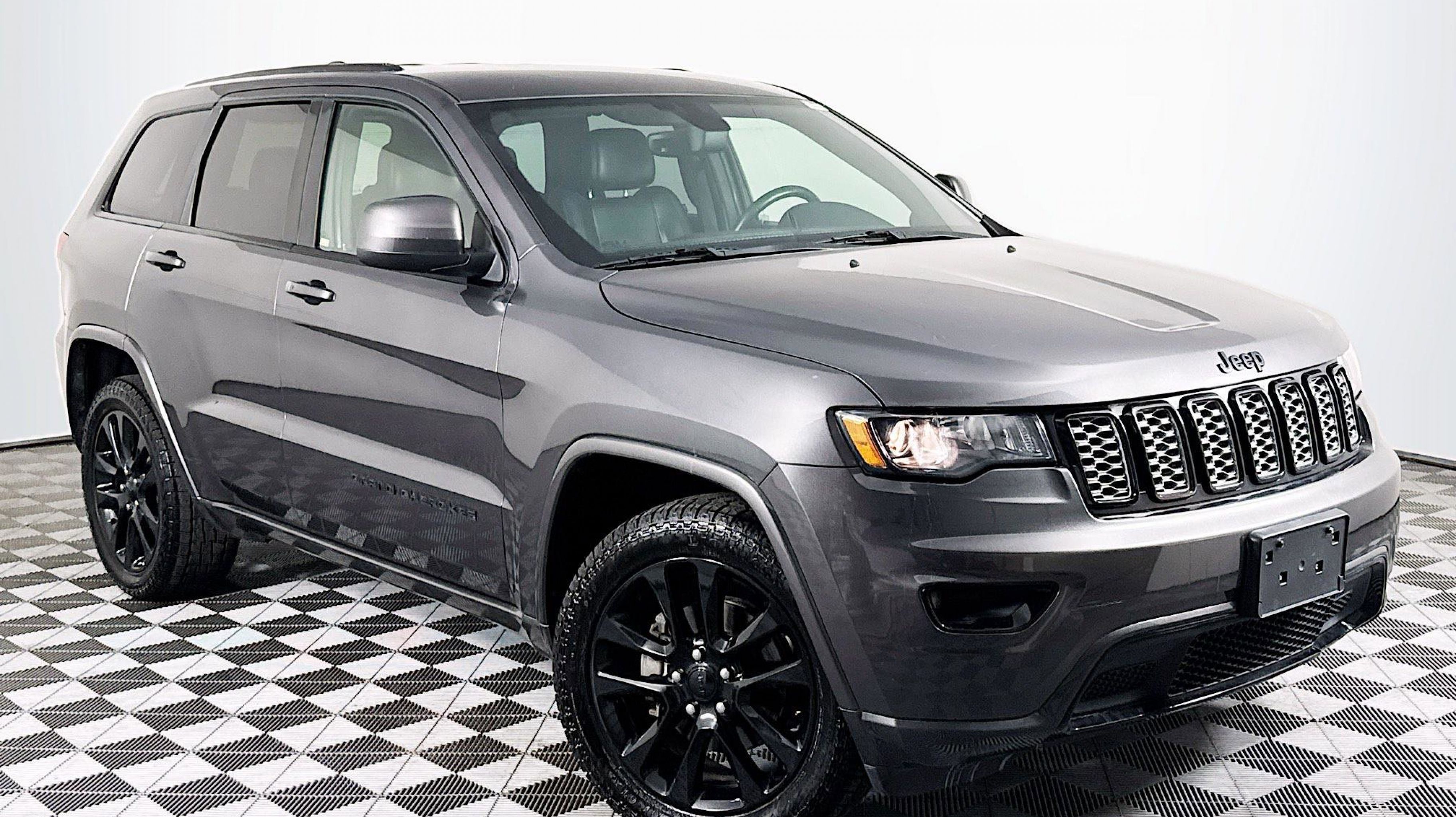 2017 Jeep Grand Cherokee Altitude