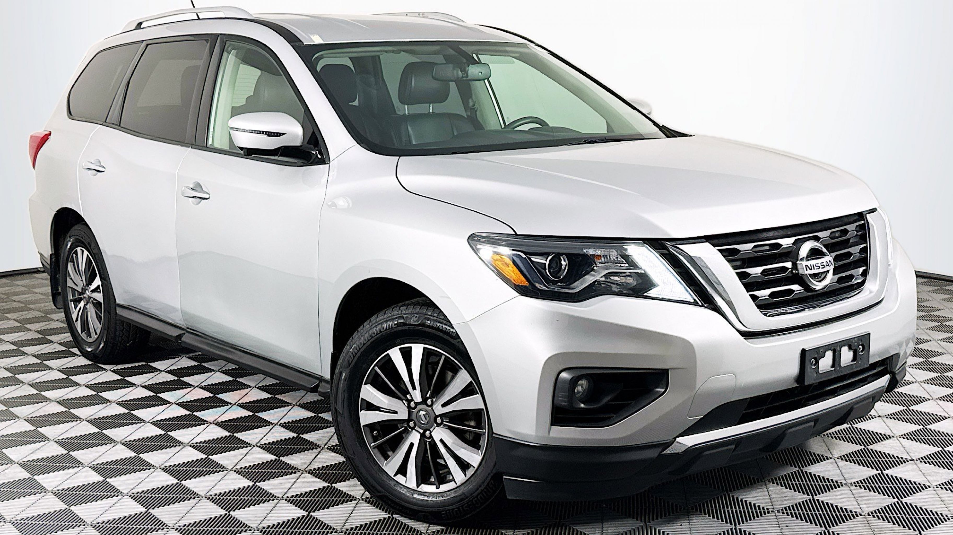 2017 Nissan Pathfinder