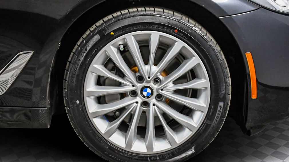 2022 BMW 5 Series 530i #25