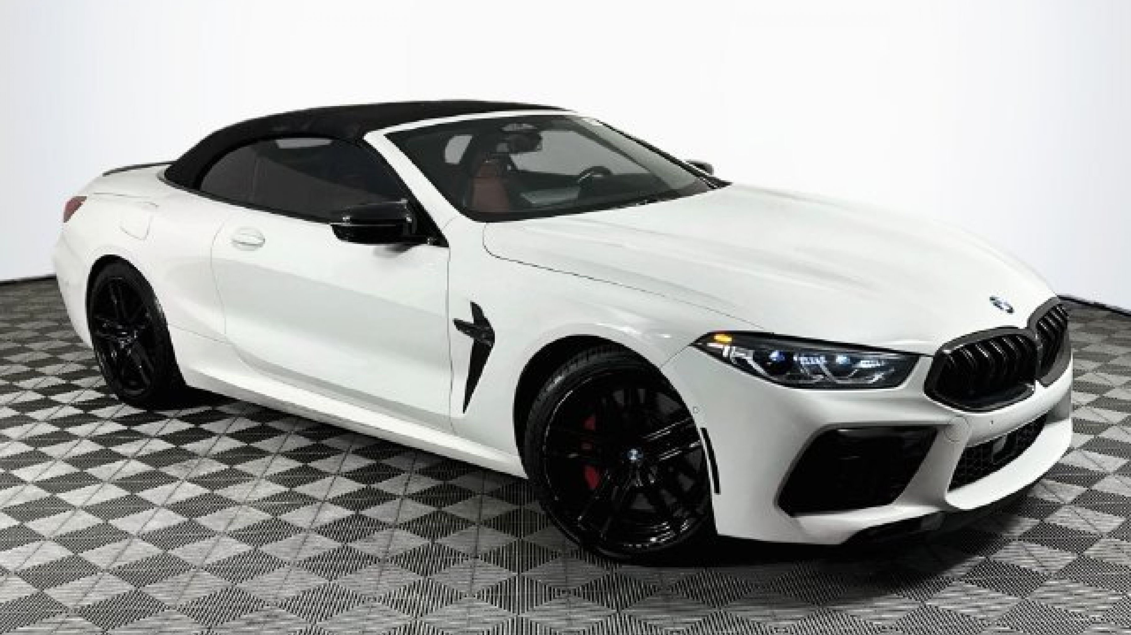 2023 BMW M8 Convertible