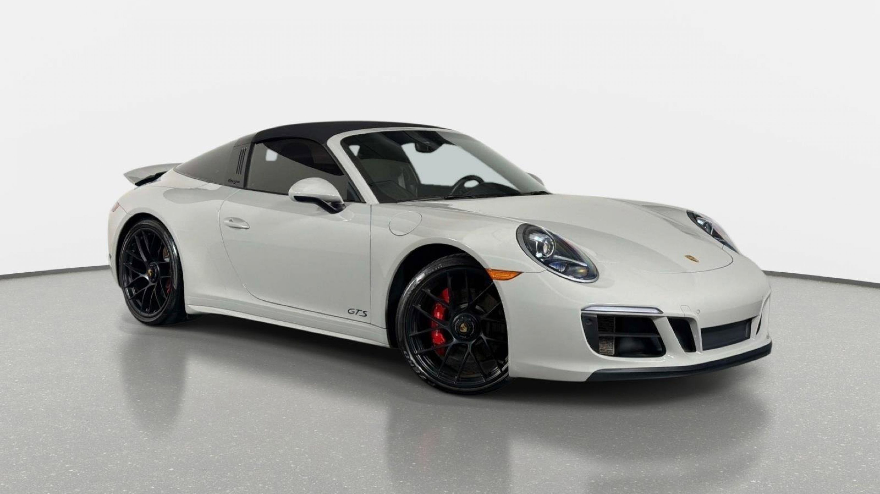 2019 Porsche 911 Targa 4 GTS's photo