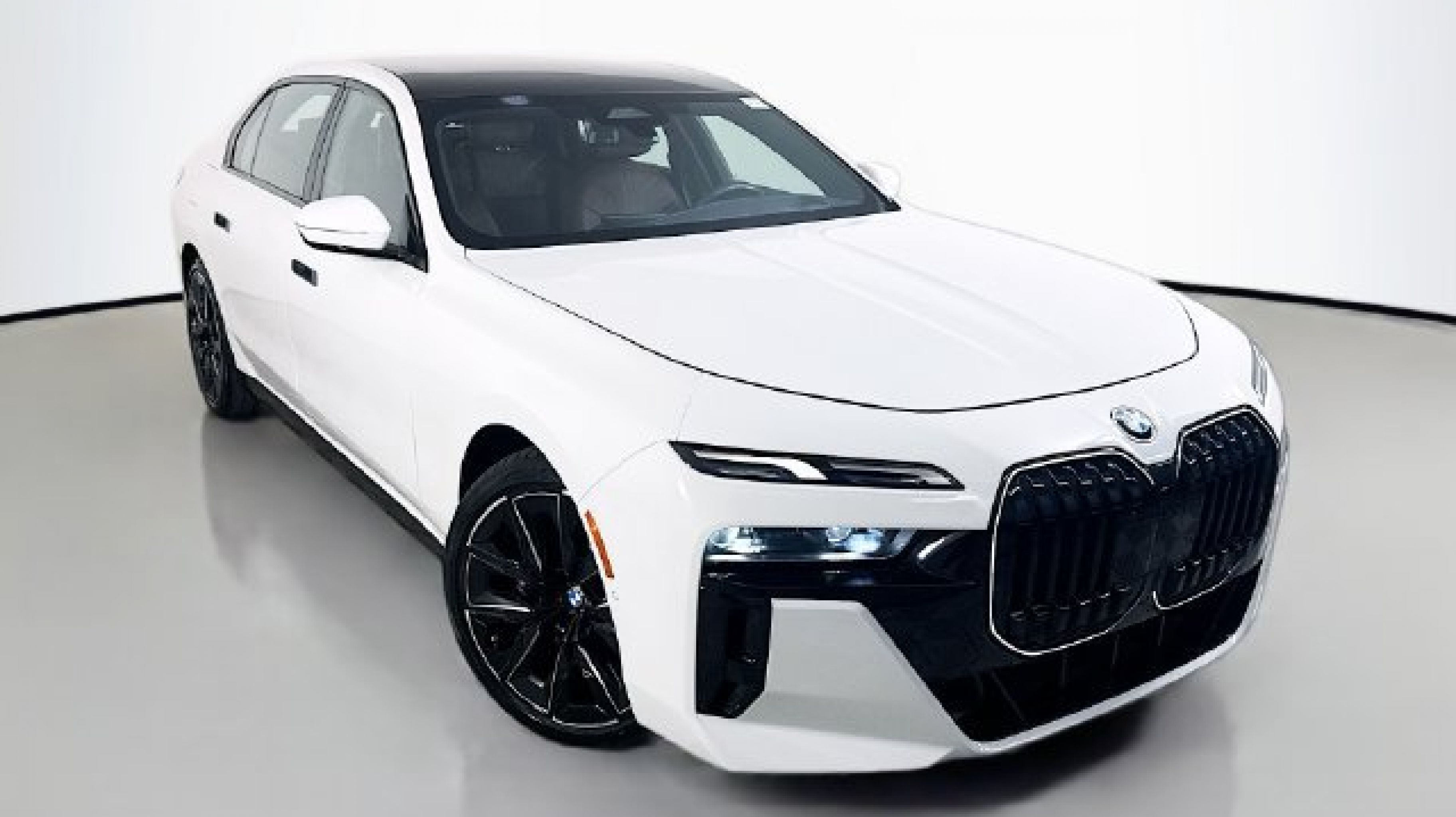 2025 BMW i7
