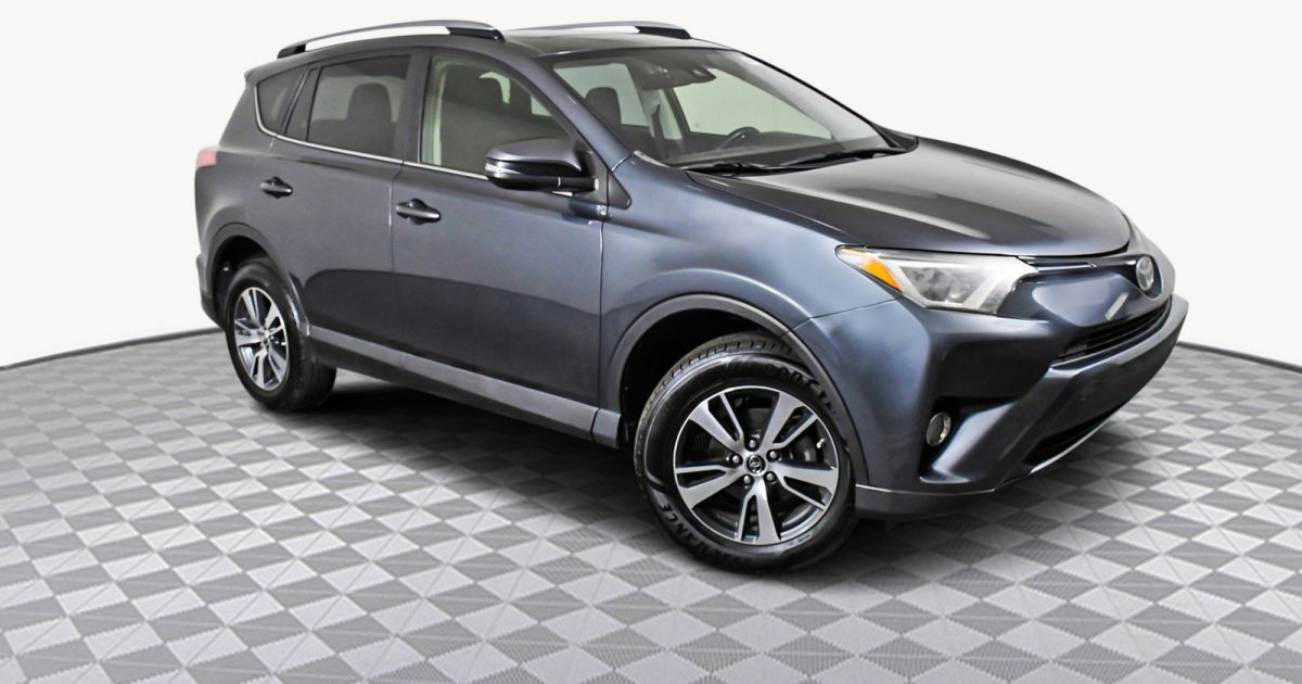 Used 2017 Toyota RAV4 XLE for sale at HGreg