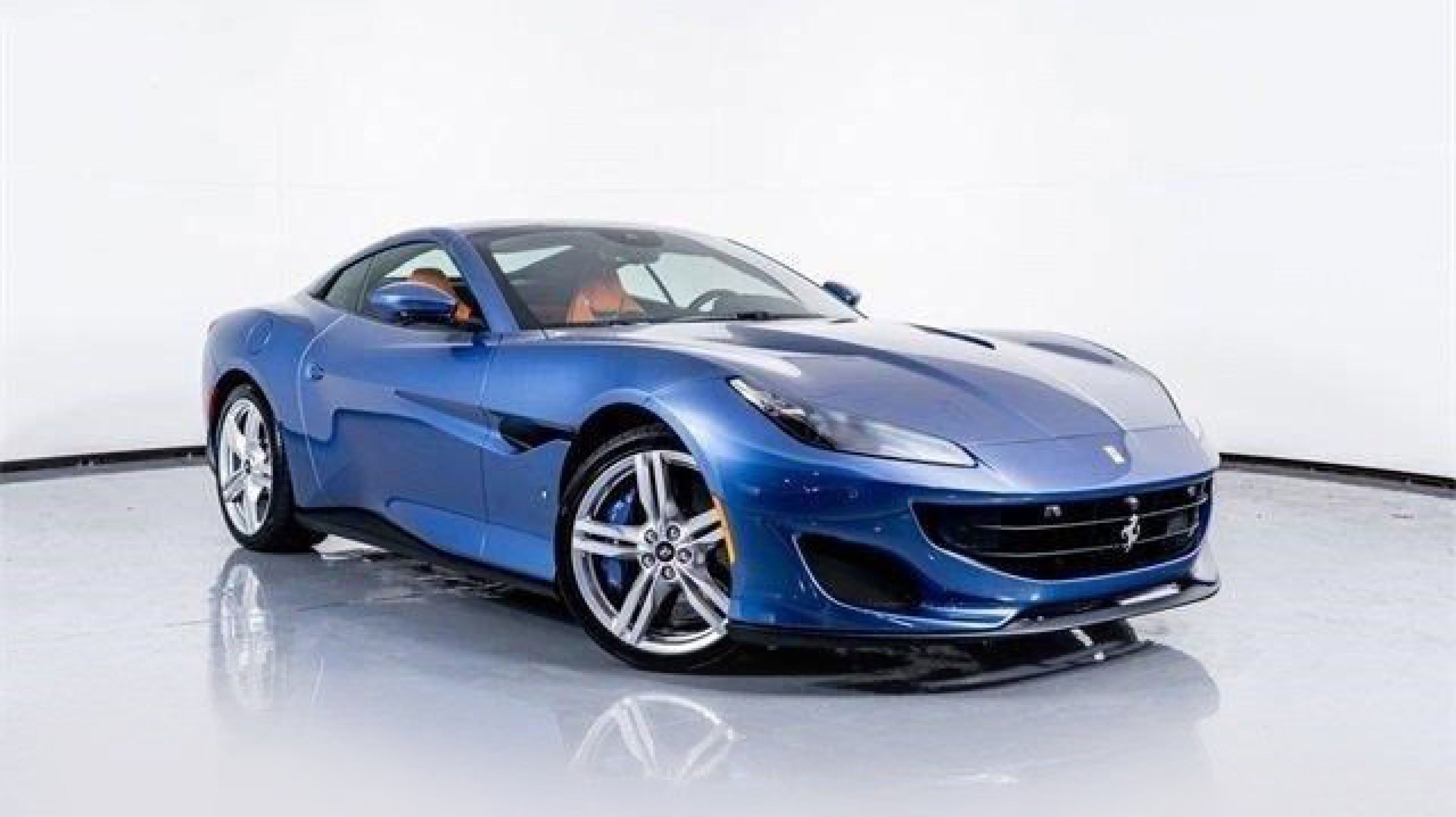 2021 Ferrari Portofino Base's photo